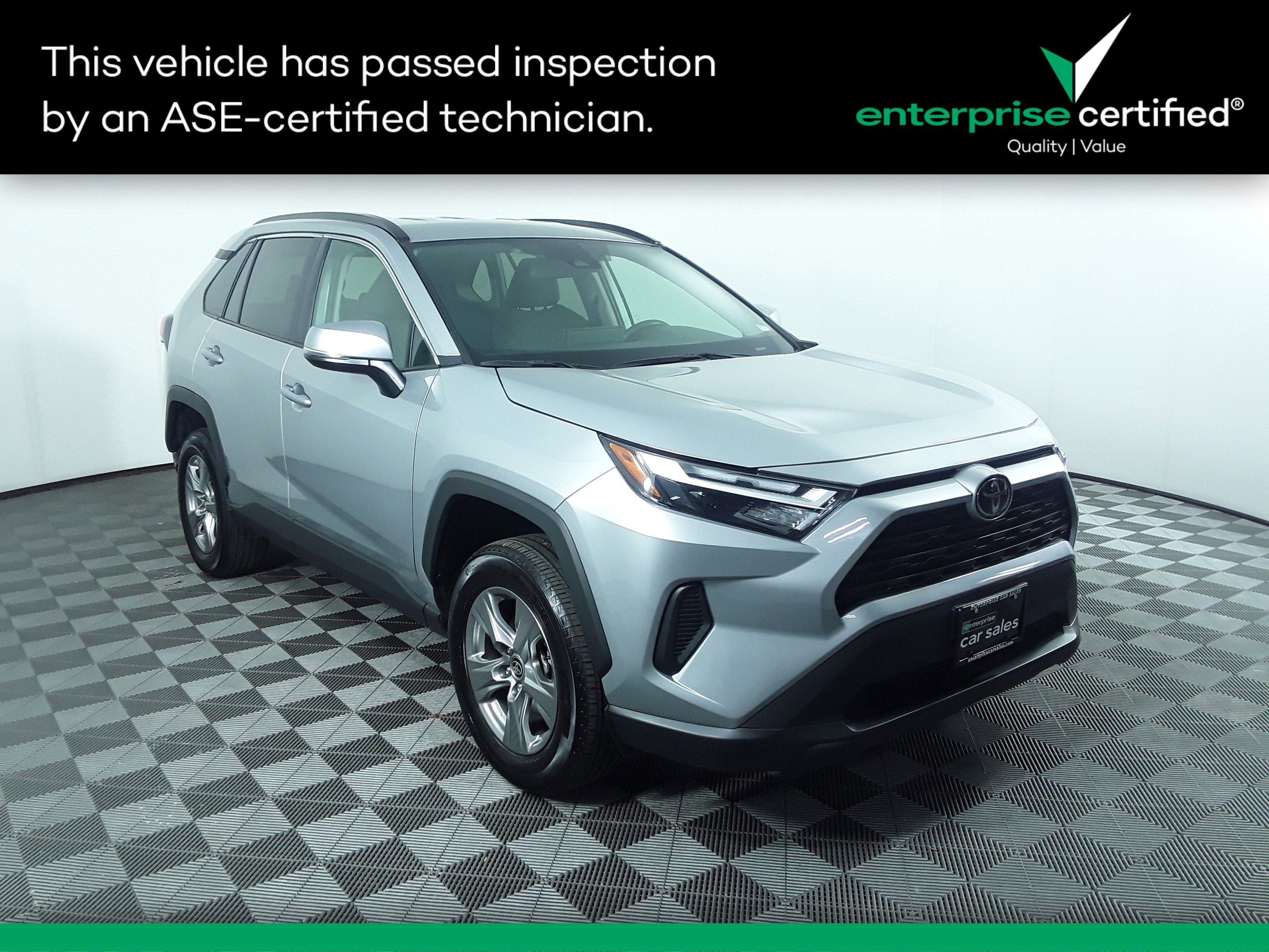 2024 Toyota RAV4 XLE FWD
