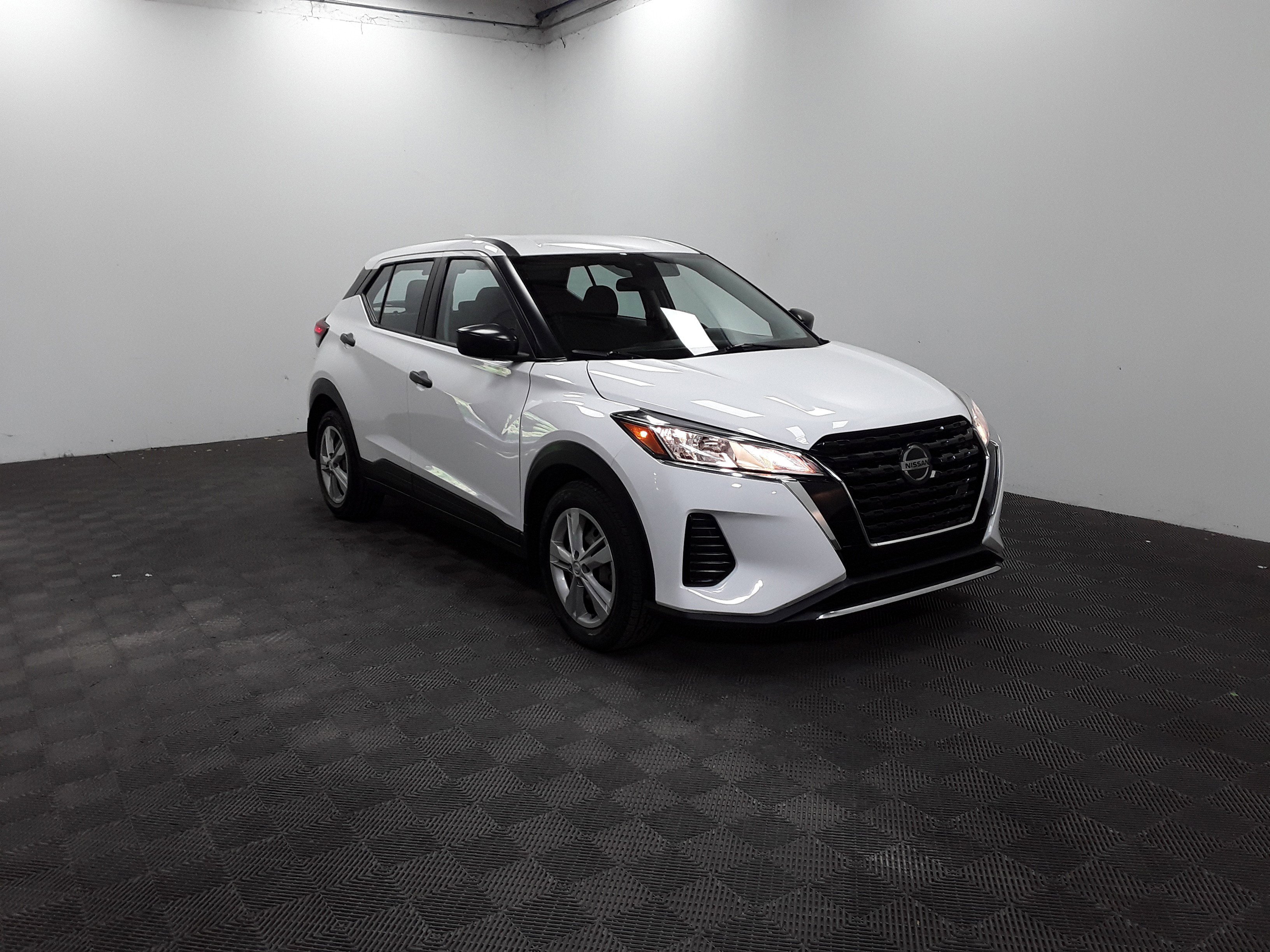 Used 2021 Nissan Kicks S FWD