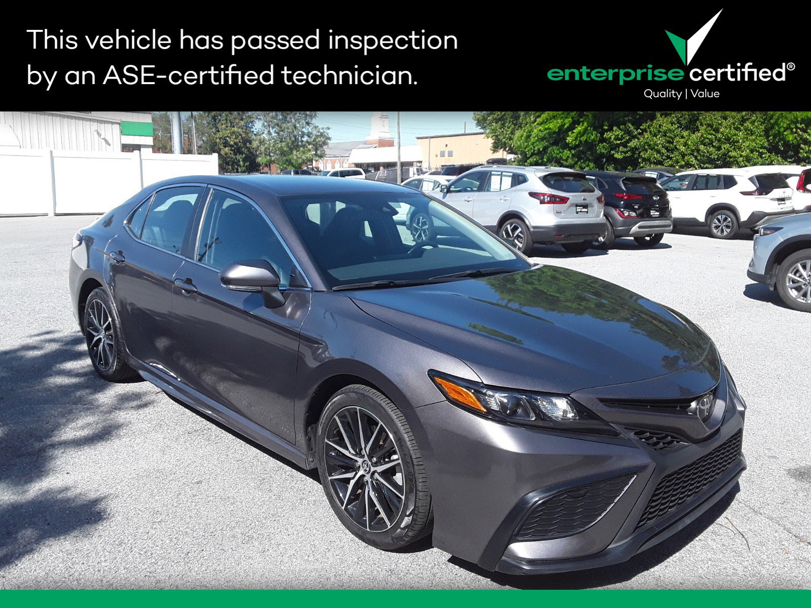 2023 Toyota Camry SE Auto