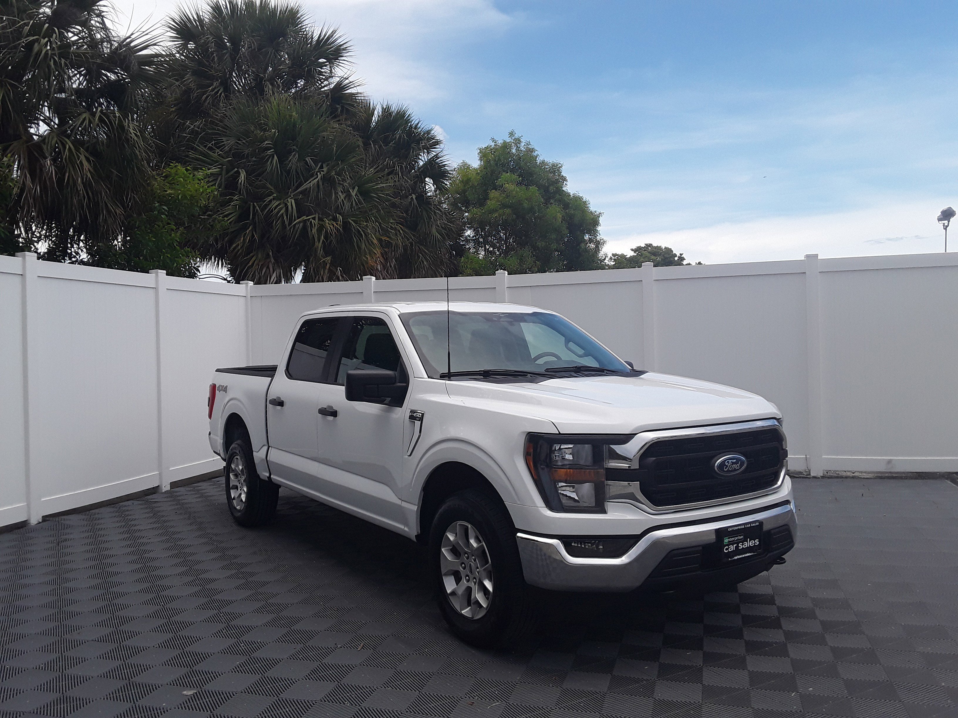 2023 Ford F-150 XLT 4WD SuperCrew 5.5' Box