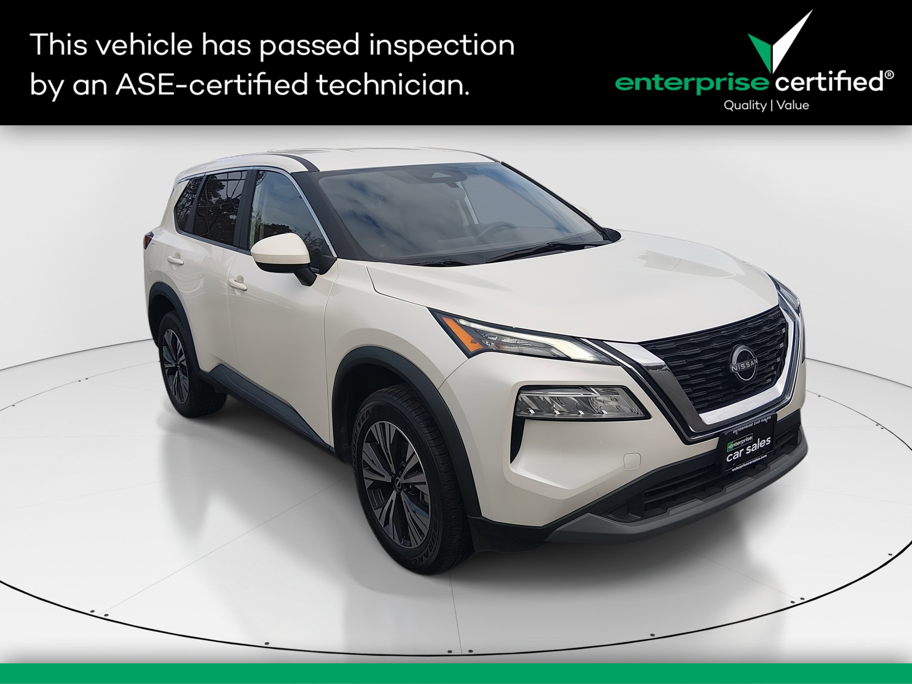 2023 Nissan Rogue SV's photo