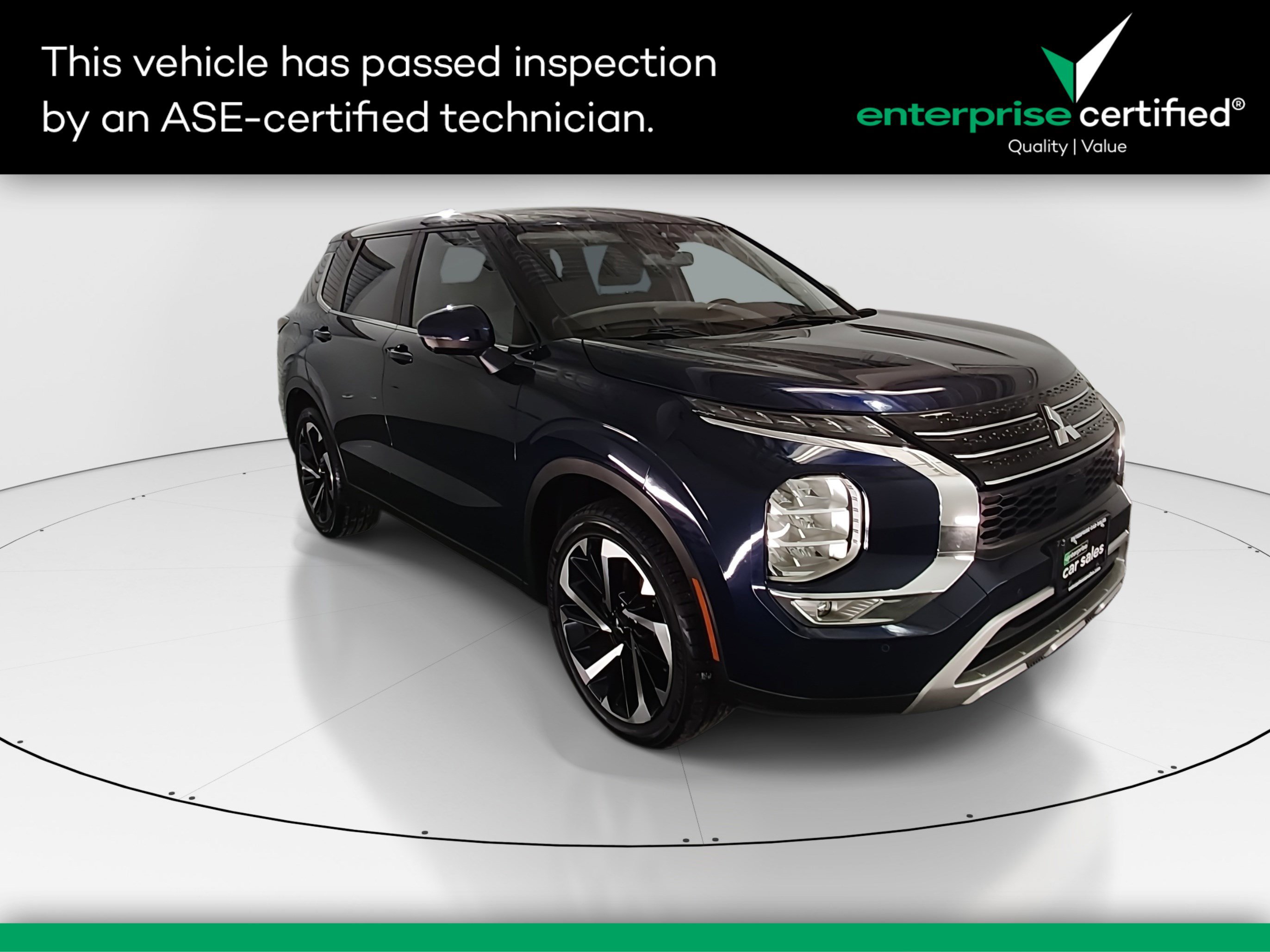 2023 Mitsubishi Outlander SE