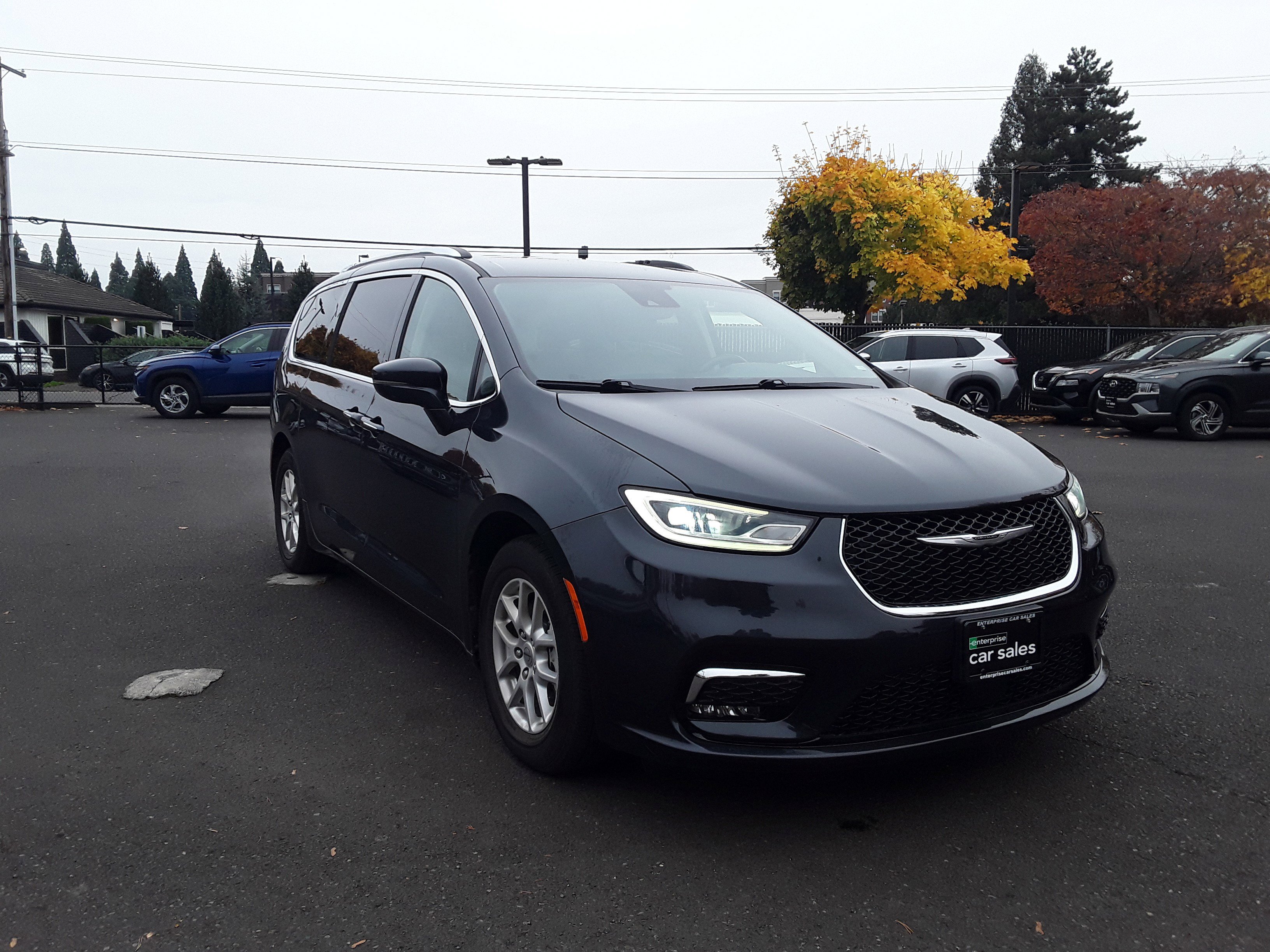 Used 2021 Chrysler Pacifica Touring L FWD