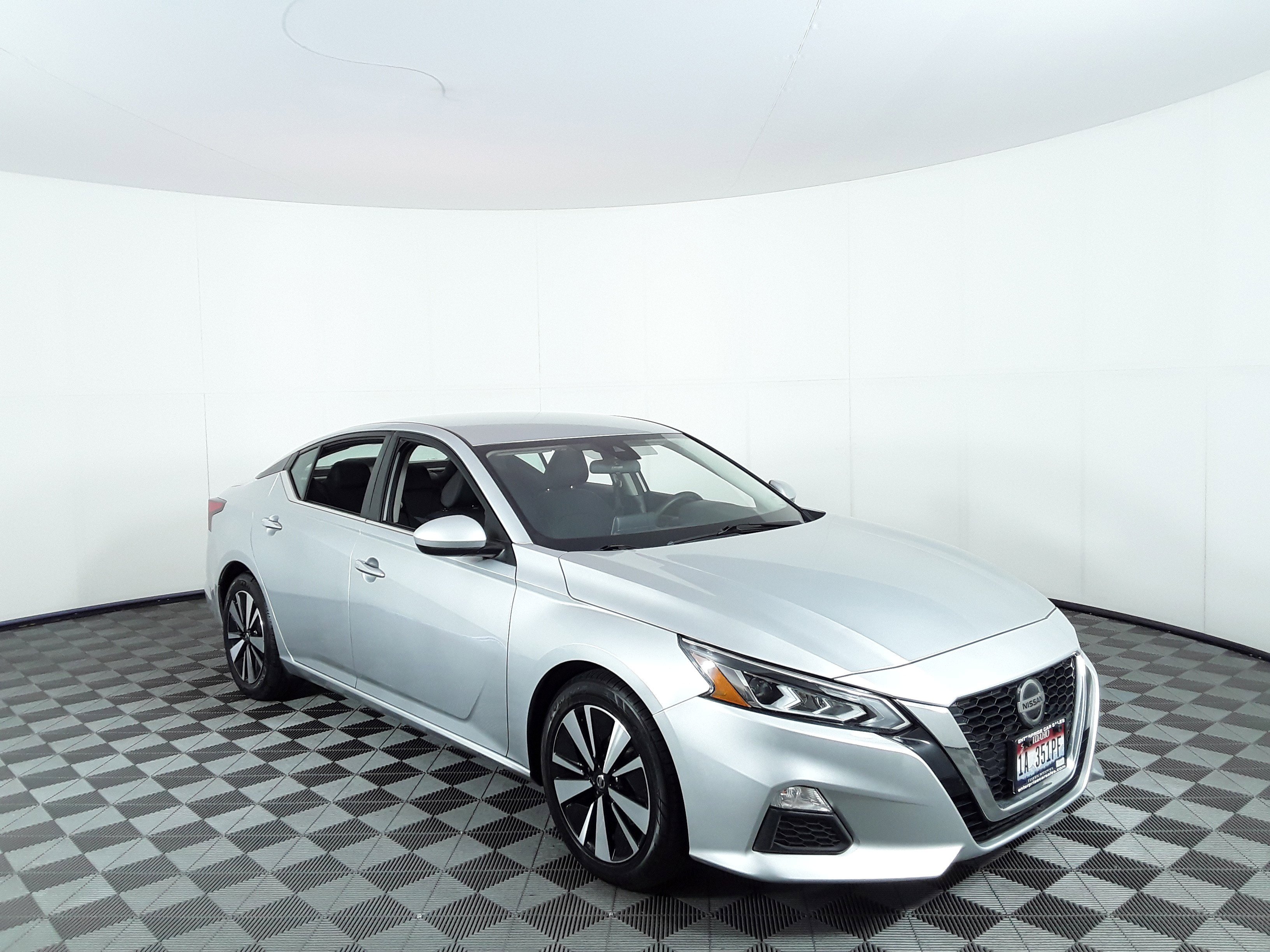 2022 Nissan Altima 2.5 SV Sedan
