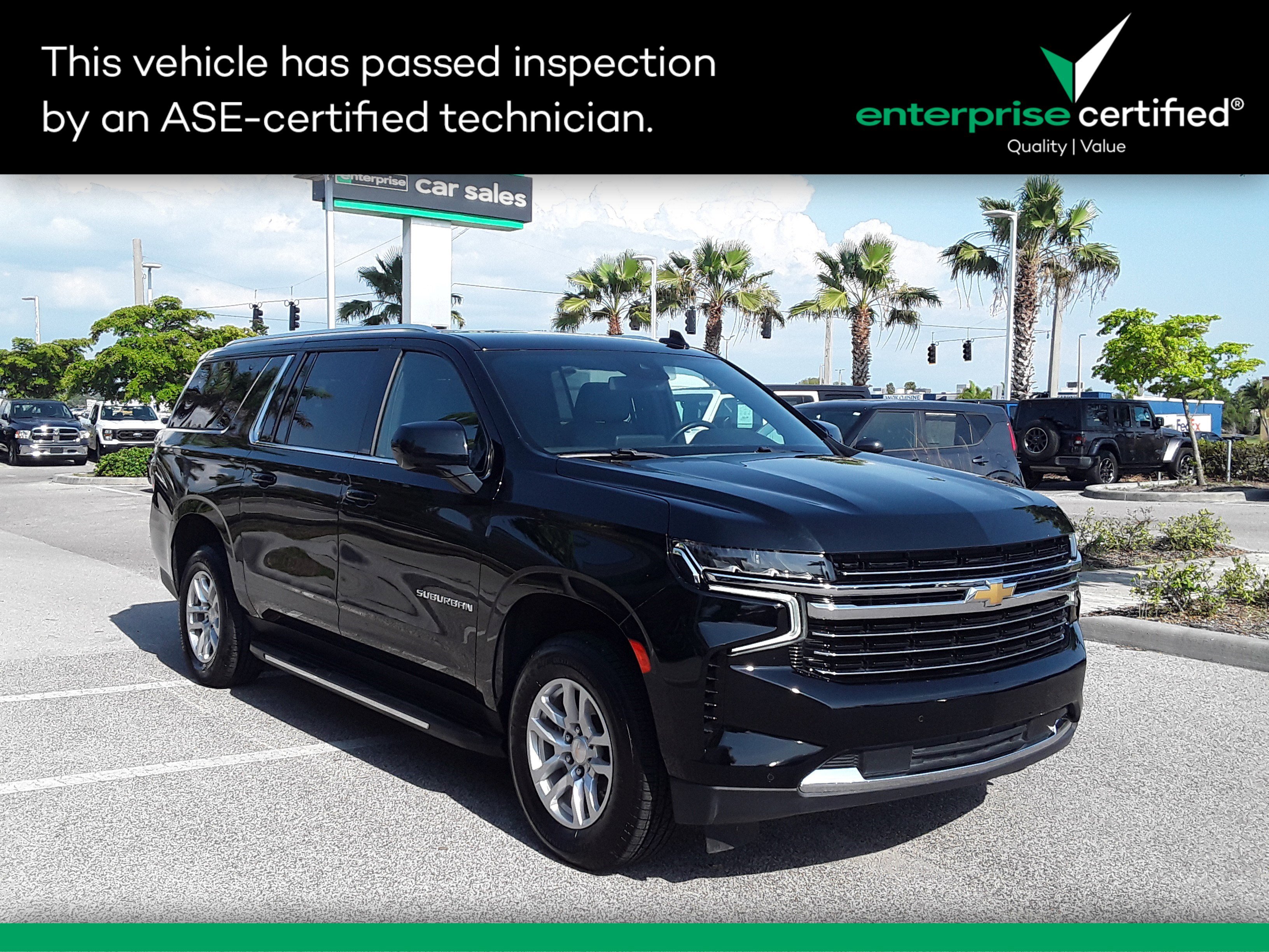 2023 Chevrolet Suburban 2WD 4dr LT