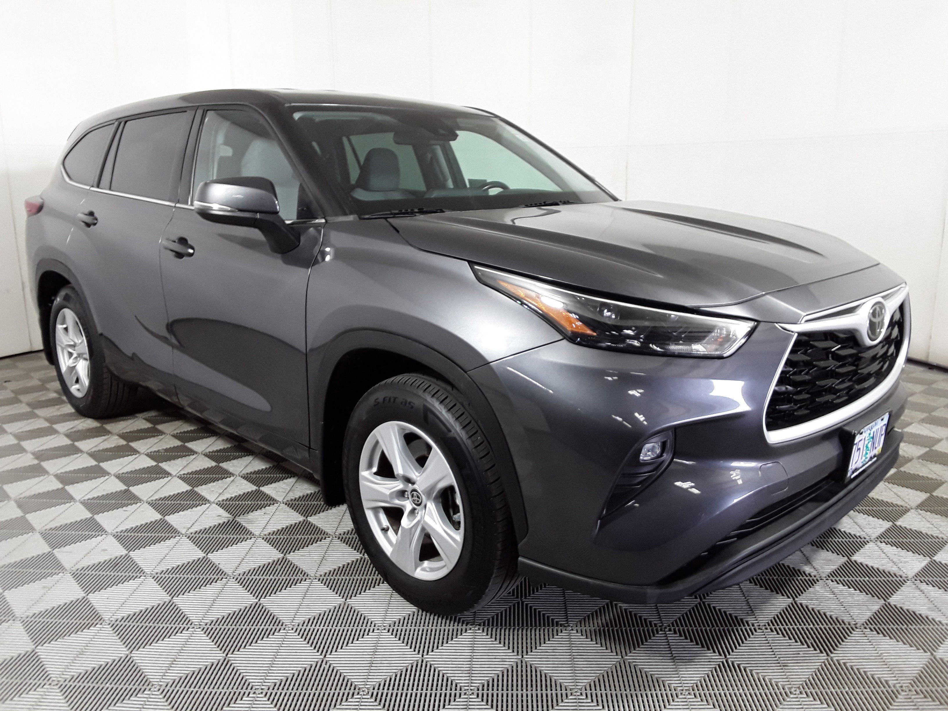 2022 Toyota Highlander LE AWD