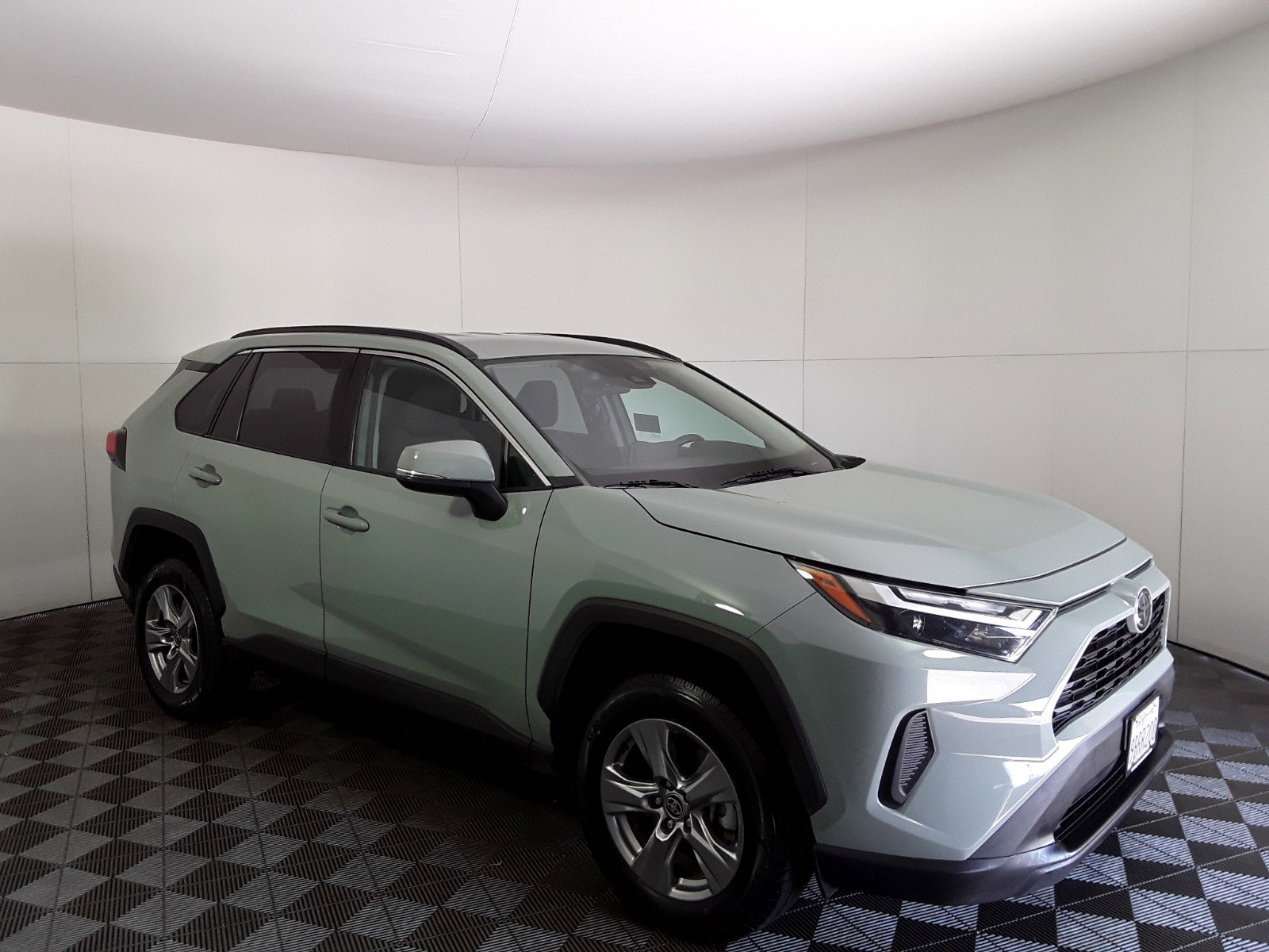 2022 Toyota RAV4 XLE FWD