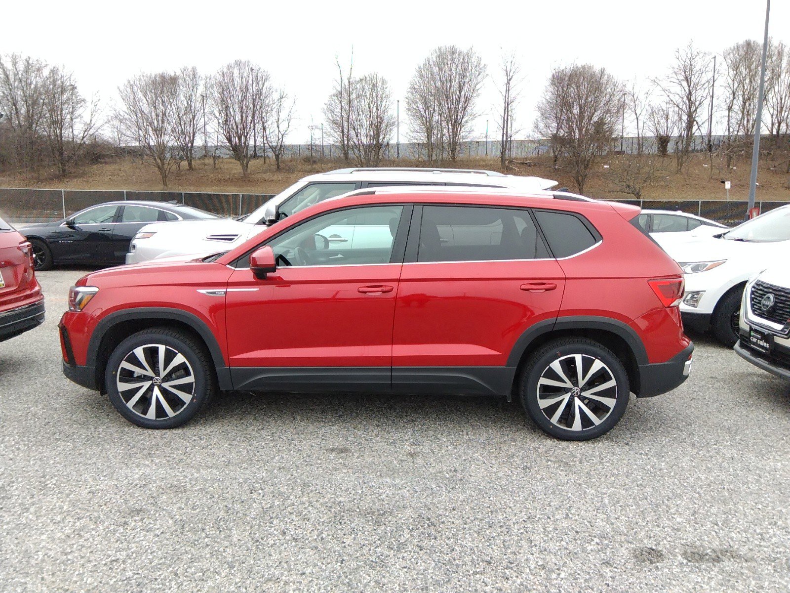 2023 Volkswagen Taos SE FWD