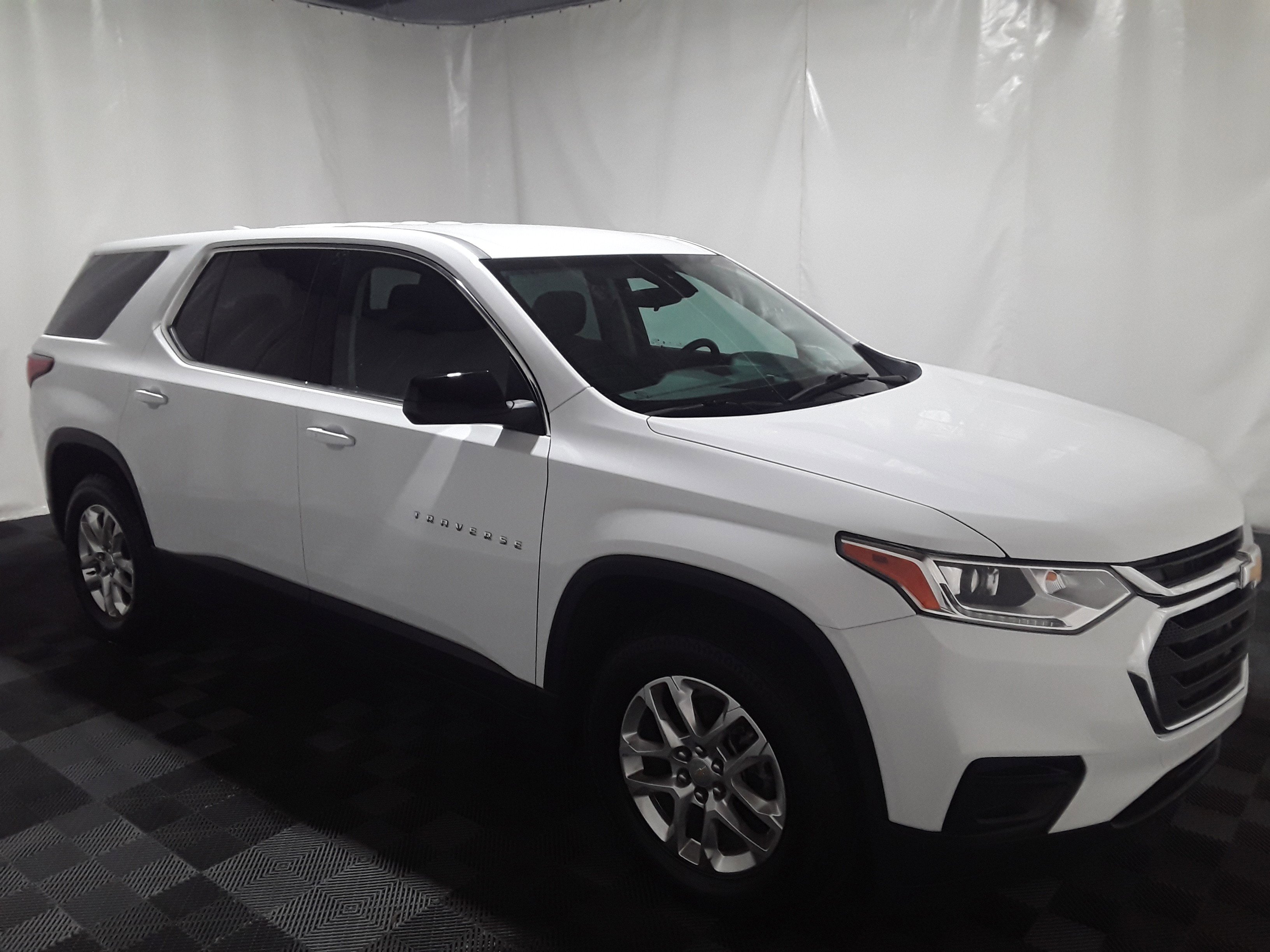 2021 Chevrolet Traverse FWD 4dr LS w/1FL