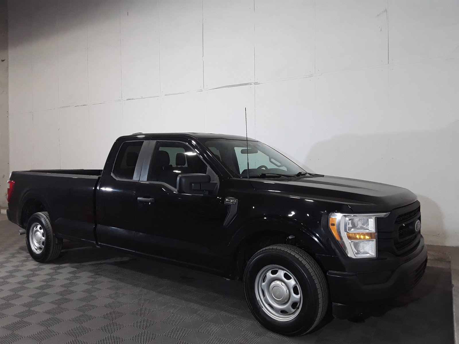 2021 Ford F-150 XL 2WD SuperCab 8' Box