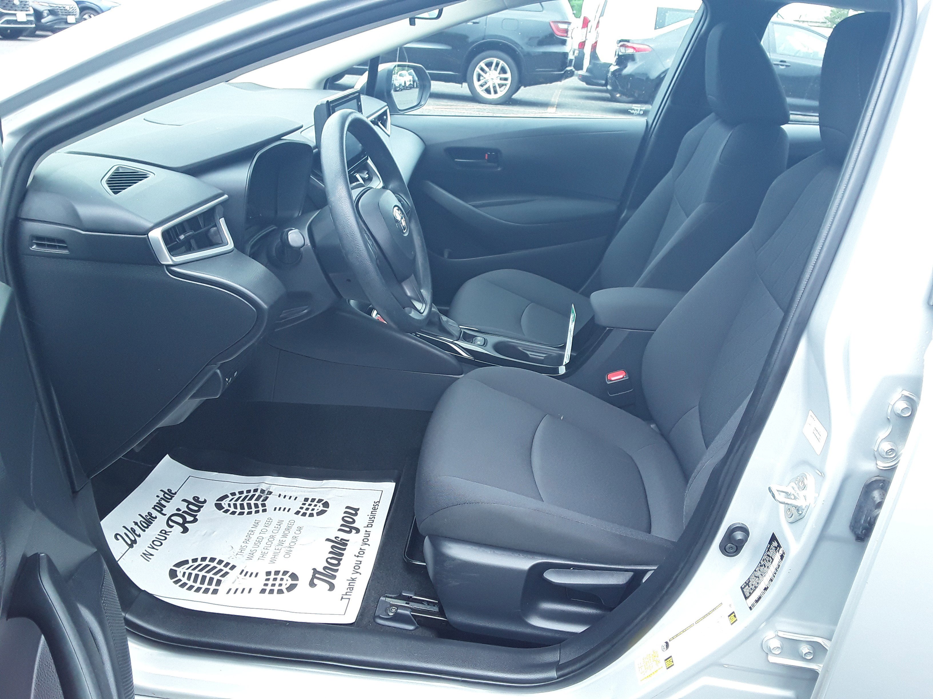 Image 9 of Used 2022 Toyota Corolla LE CVT