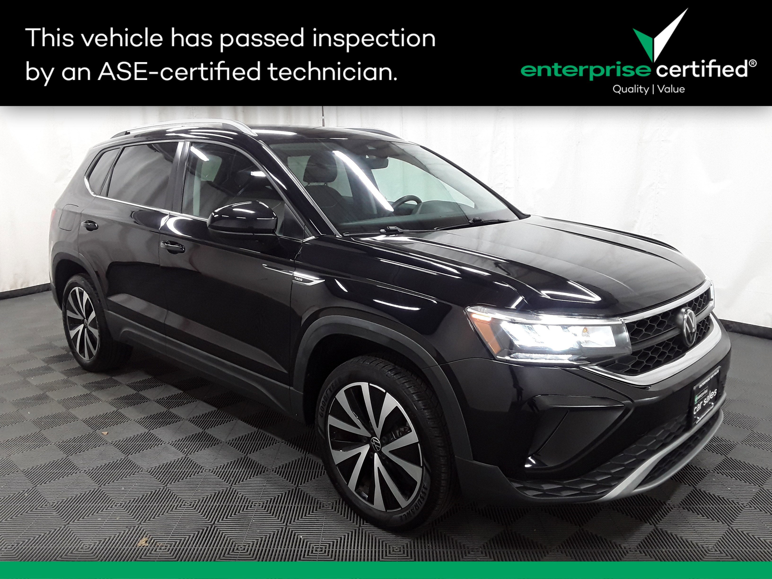 Used 2024 Volkswagen Taos SE FWD