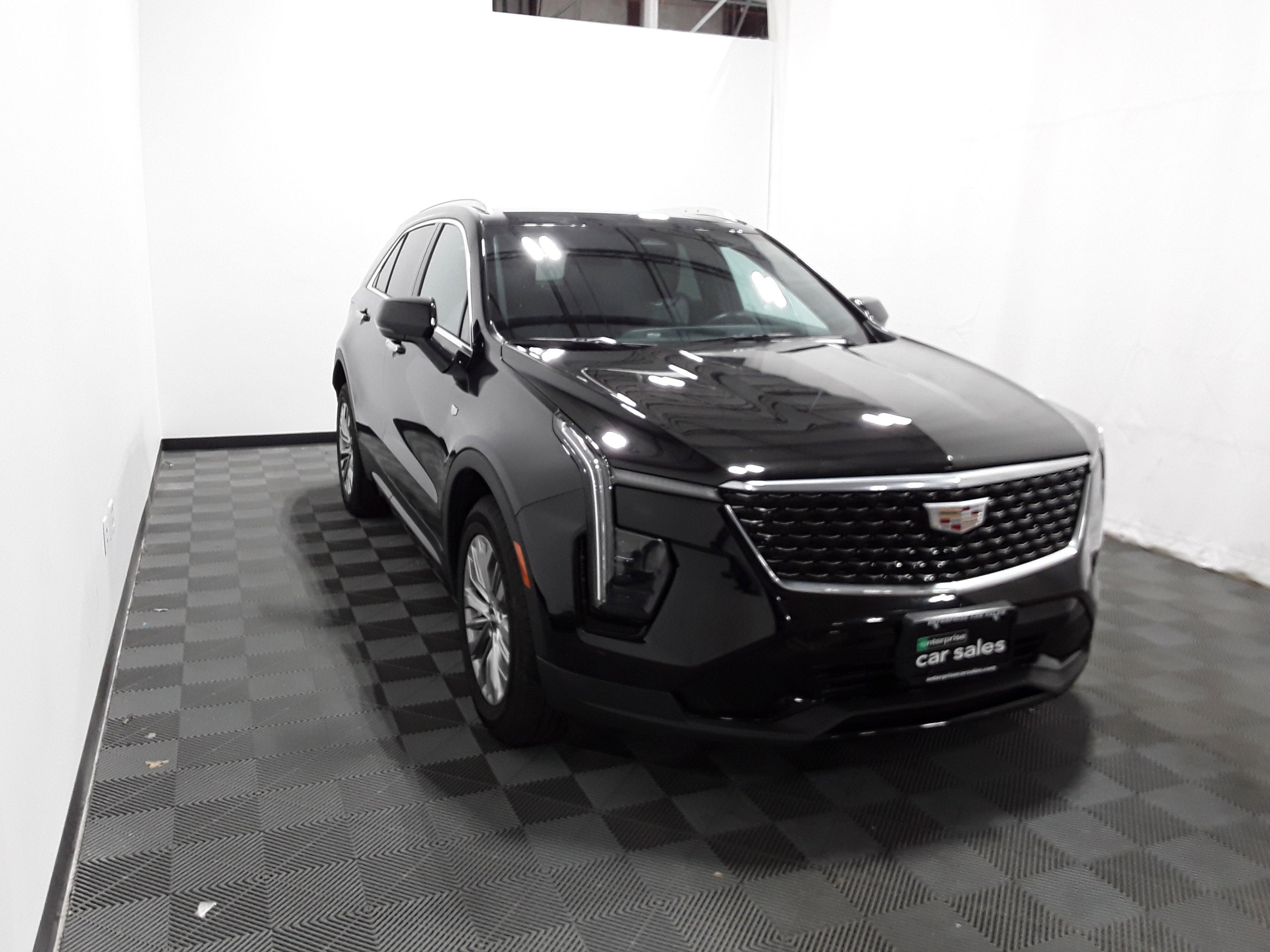 2024 Cadillac XT4 AWD 4dr Premium Luxury