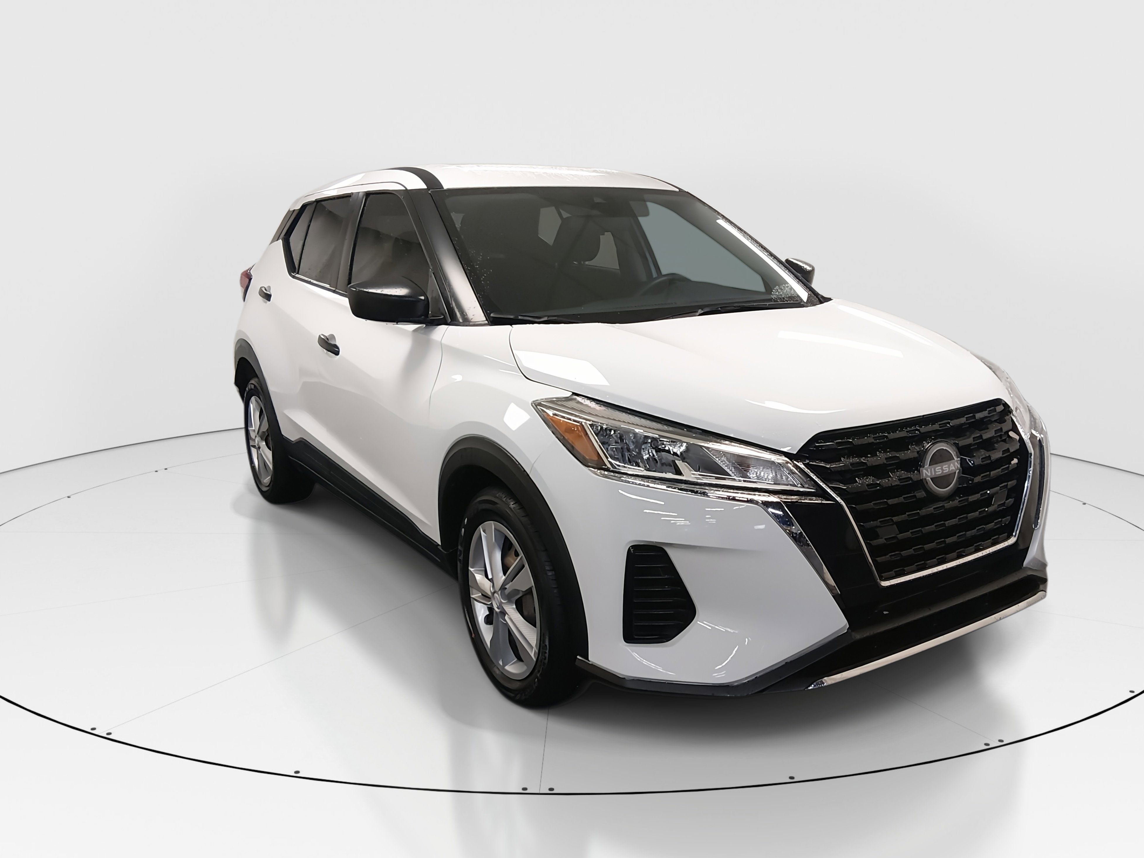 Used 2023 Nissan Kicks S FWD