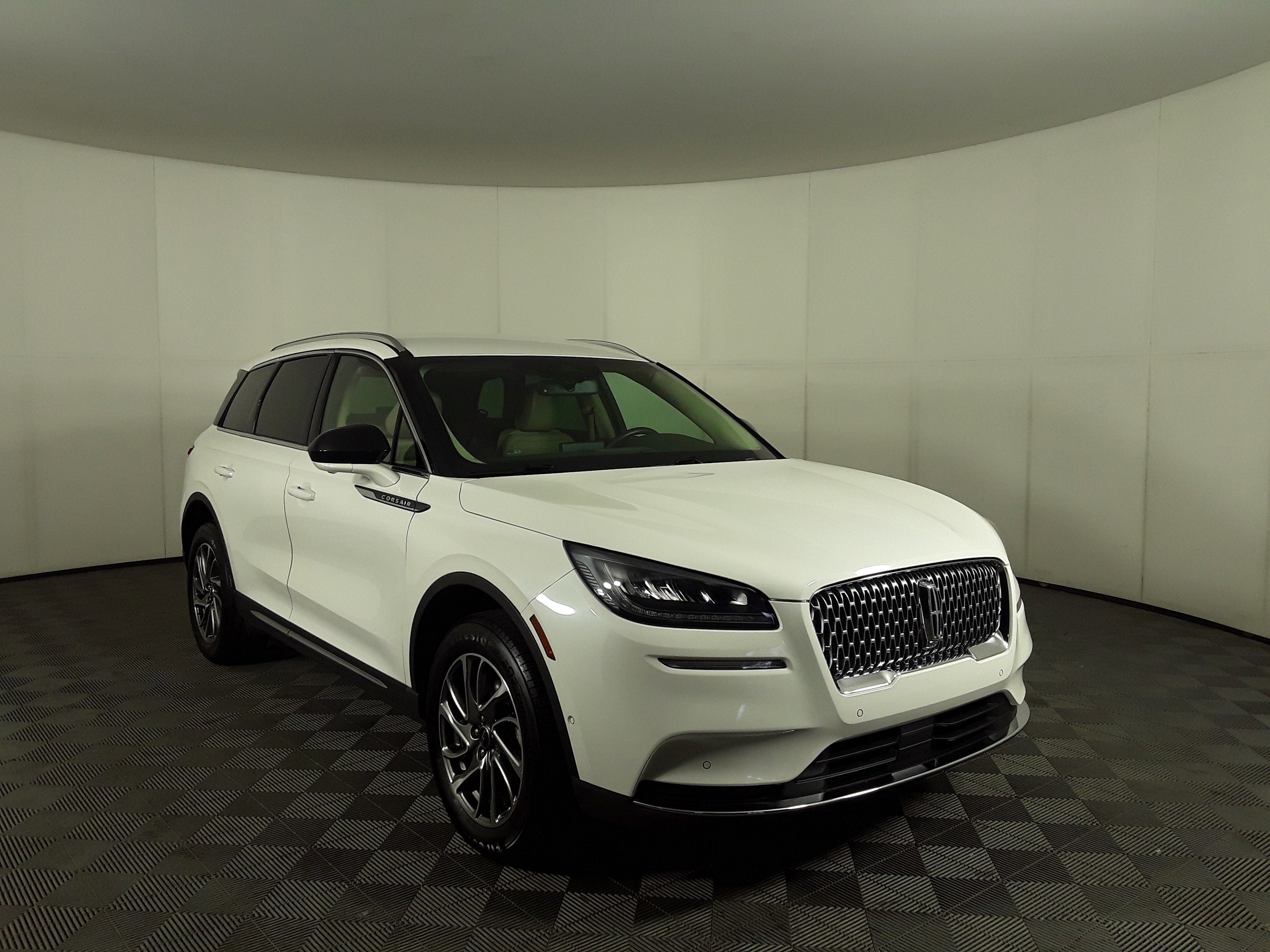 2022 Lincoln Corsair Standard AWD