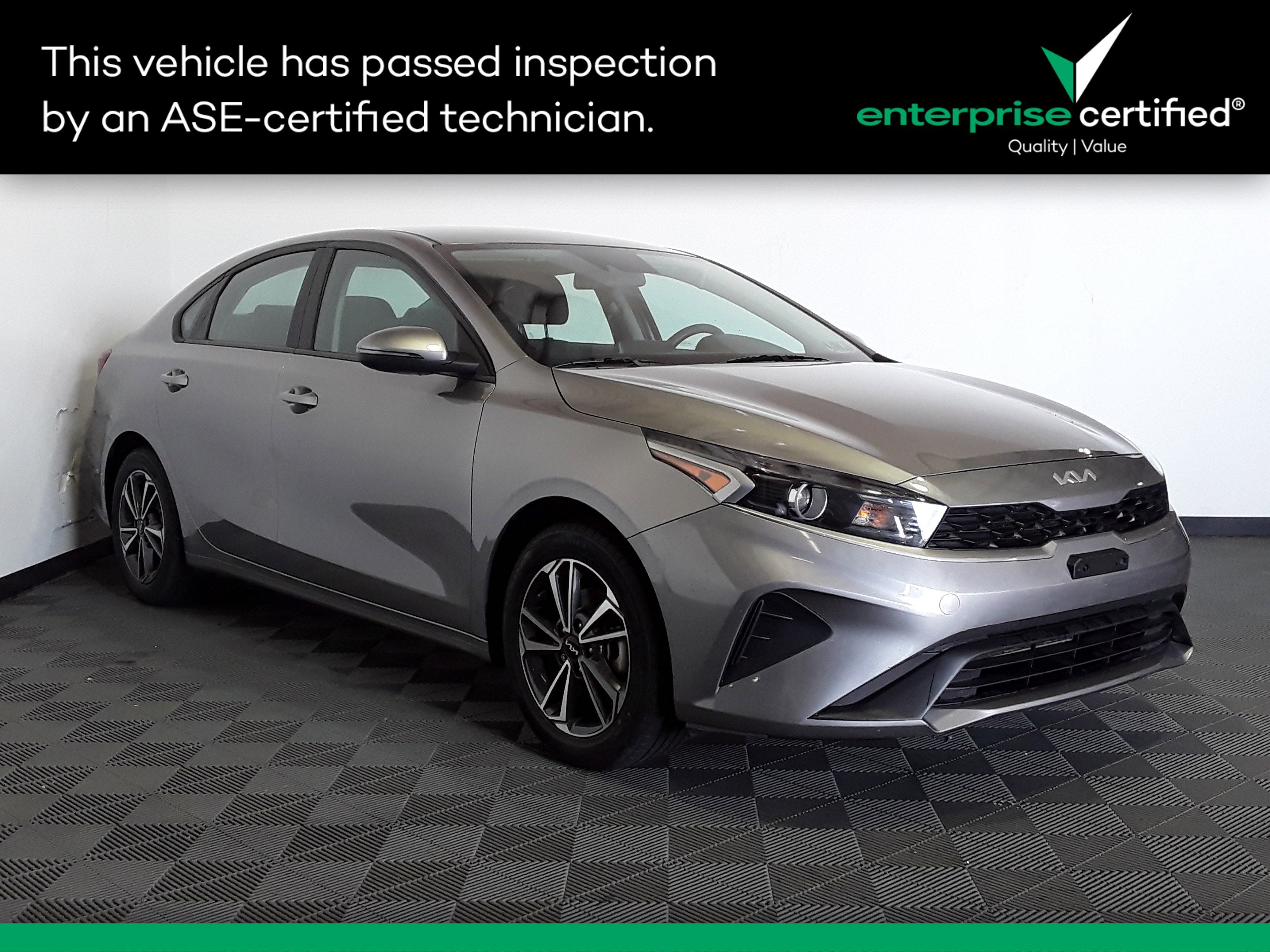 Used 2023 Kia Forte LXS IVT