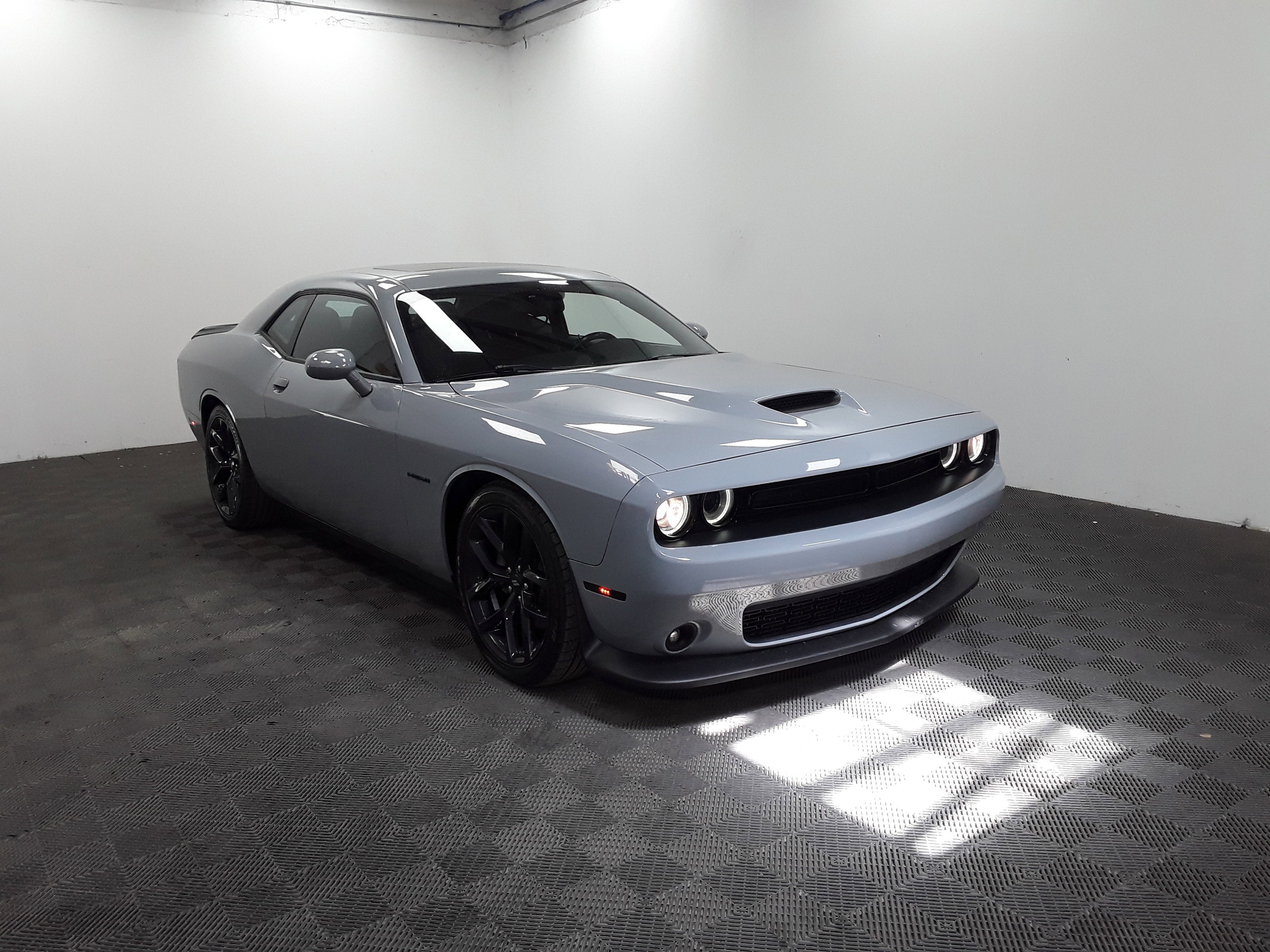 2022 Dodge Challenger R/T RWD