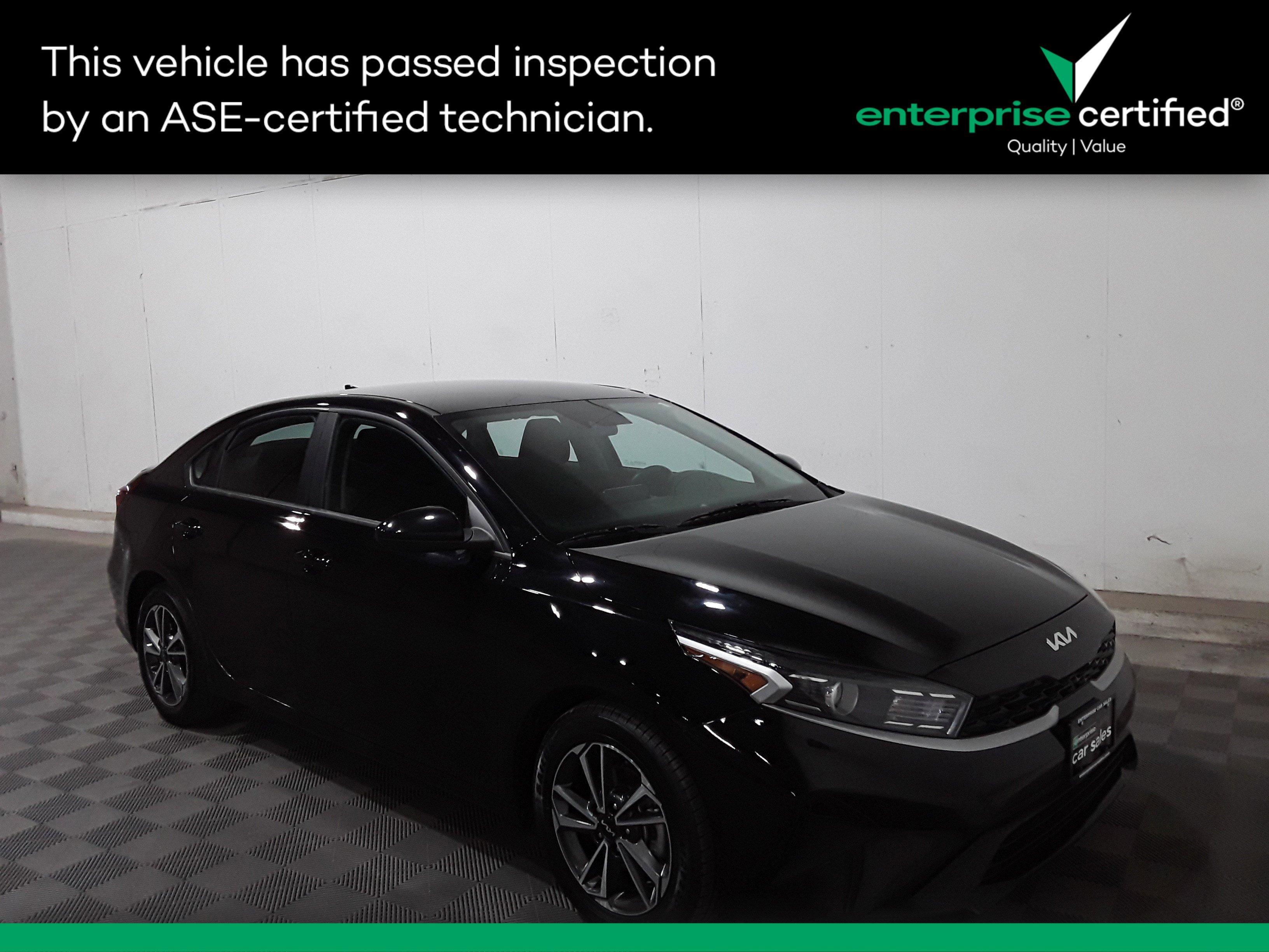 Used 2023 Kia Forte LXS IVT