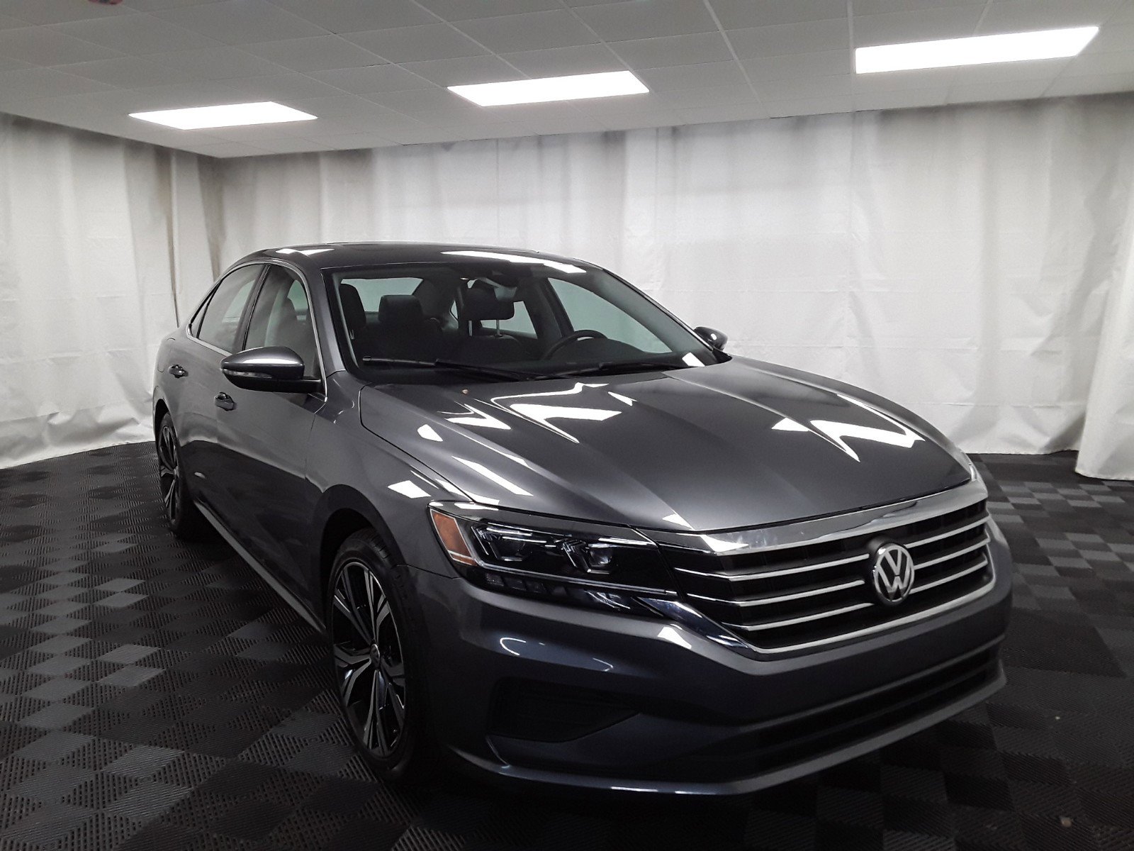 2021 Volkswagen Passat 2.0T SE Auto