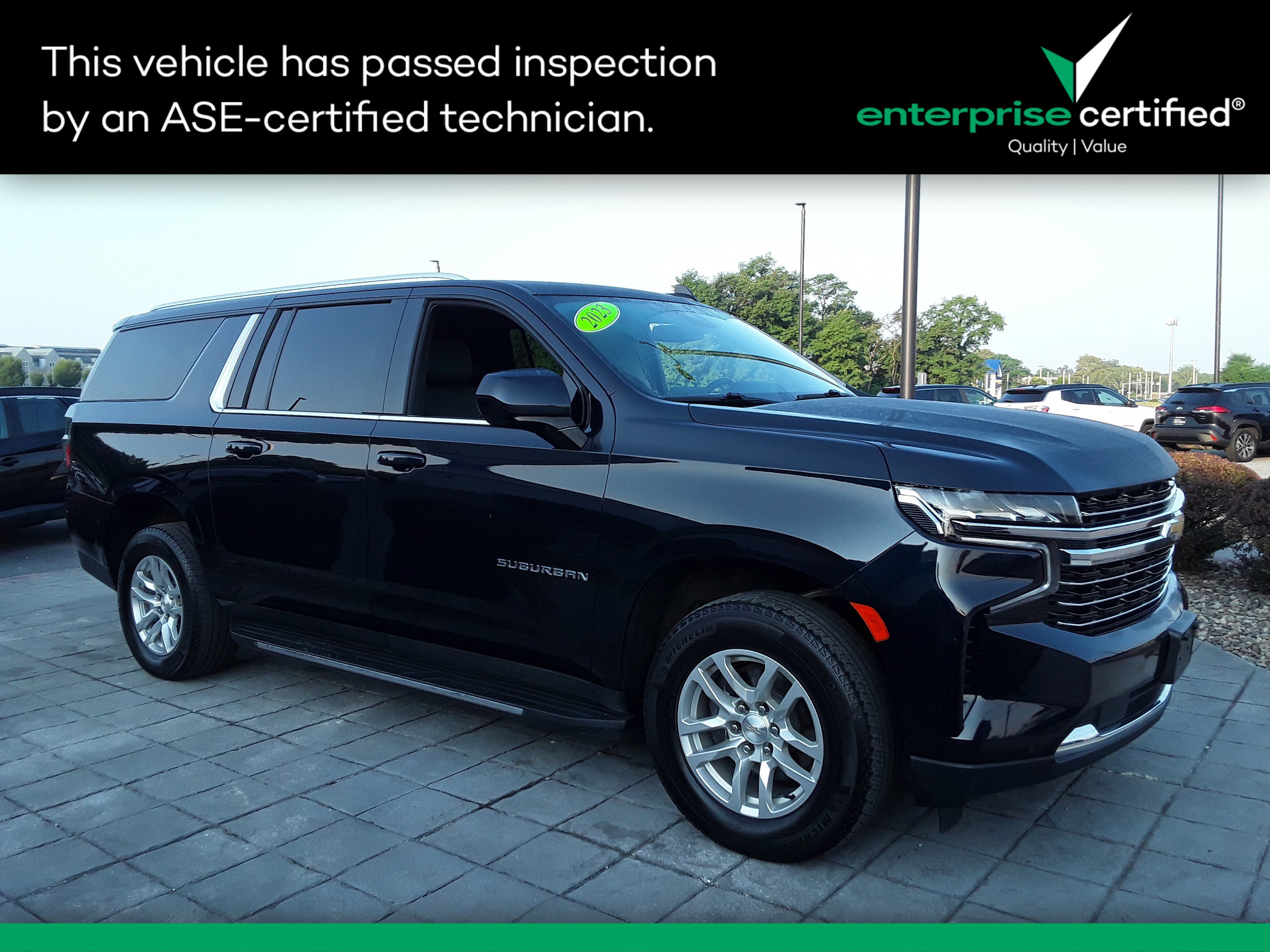 Used 2023 Chevrolet Suburban 4WD 4dr LT