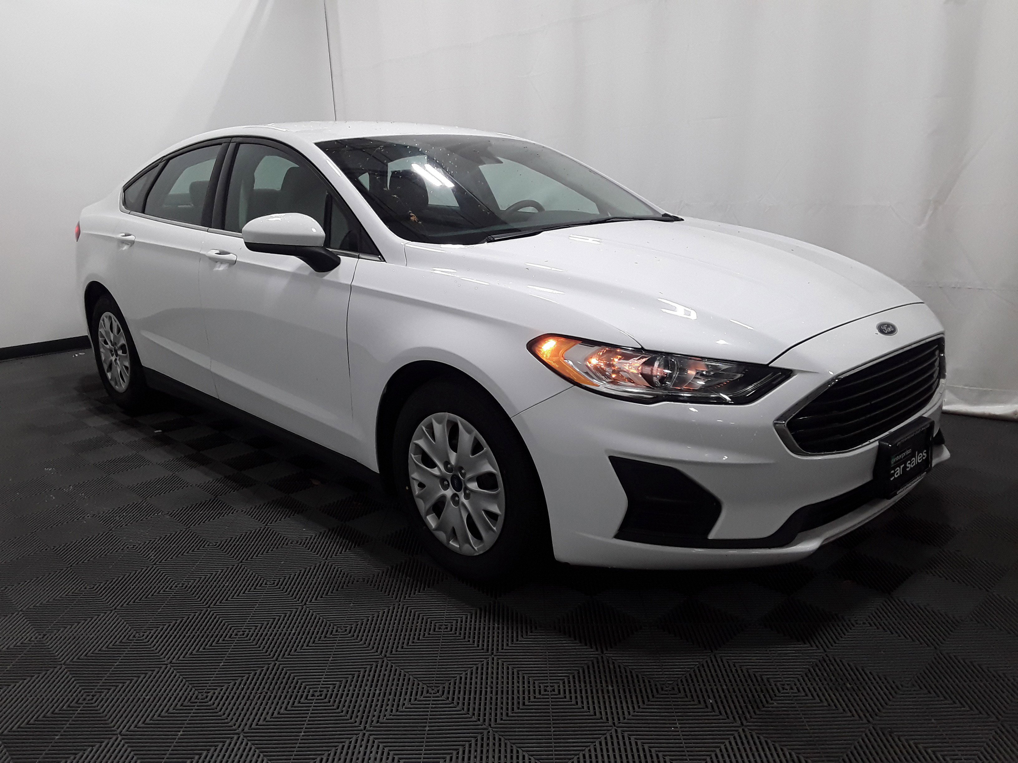 2020 Ford Fusion S FWD