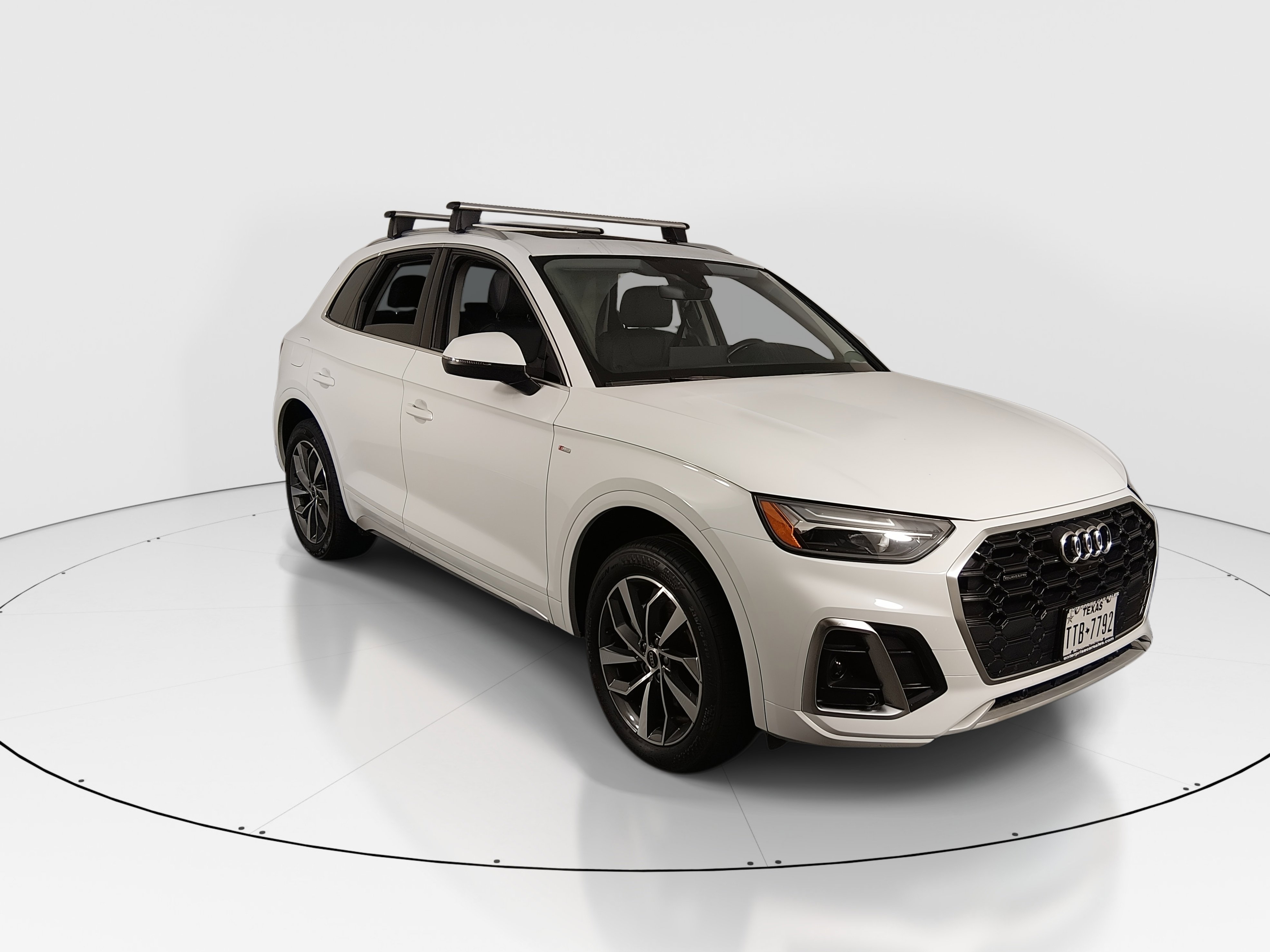 2024 Audi Q5 Premium Plus's photo