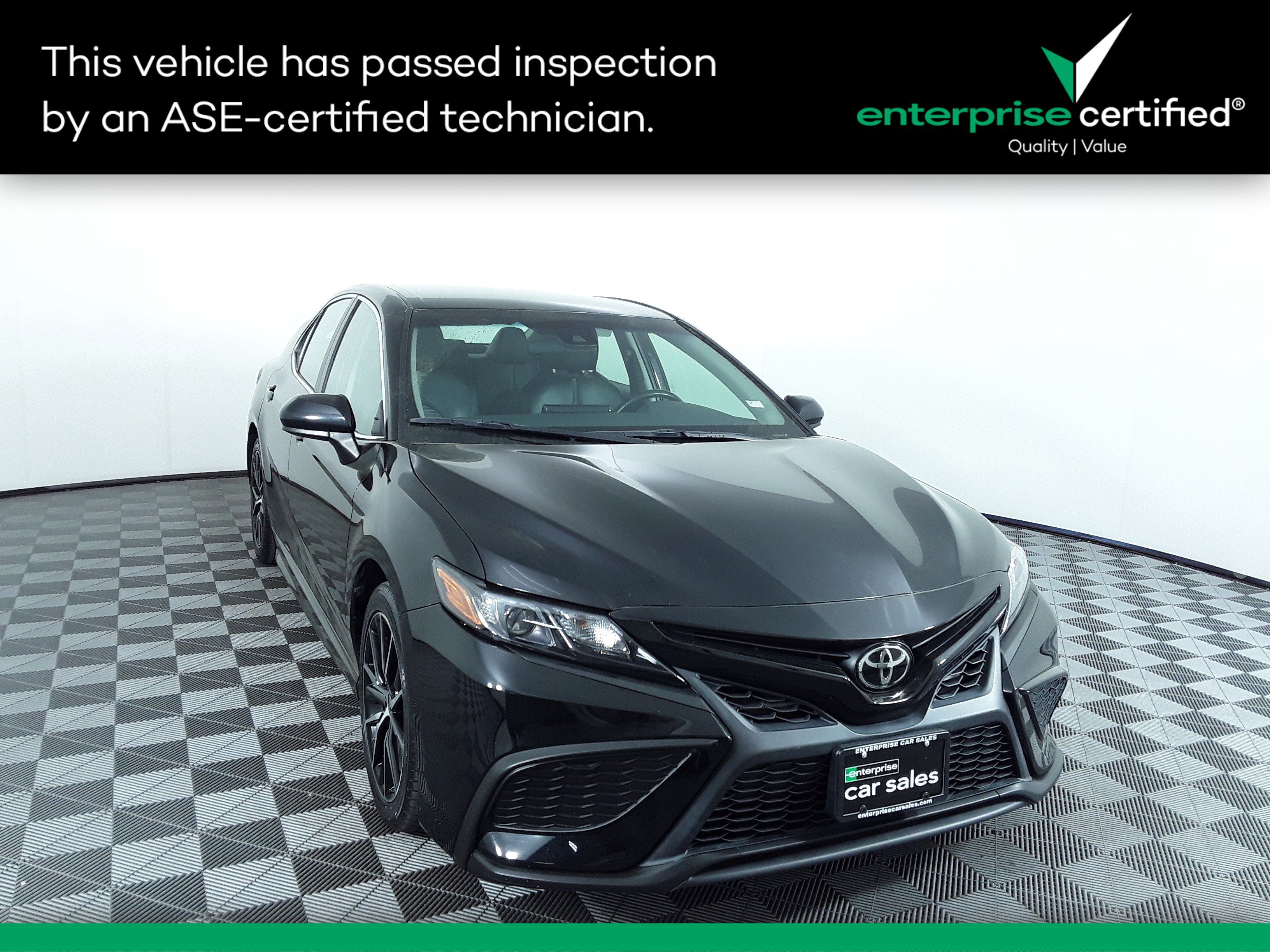 2021 Toyota Camry SE Auto
