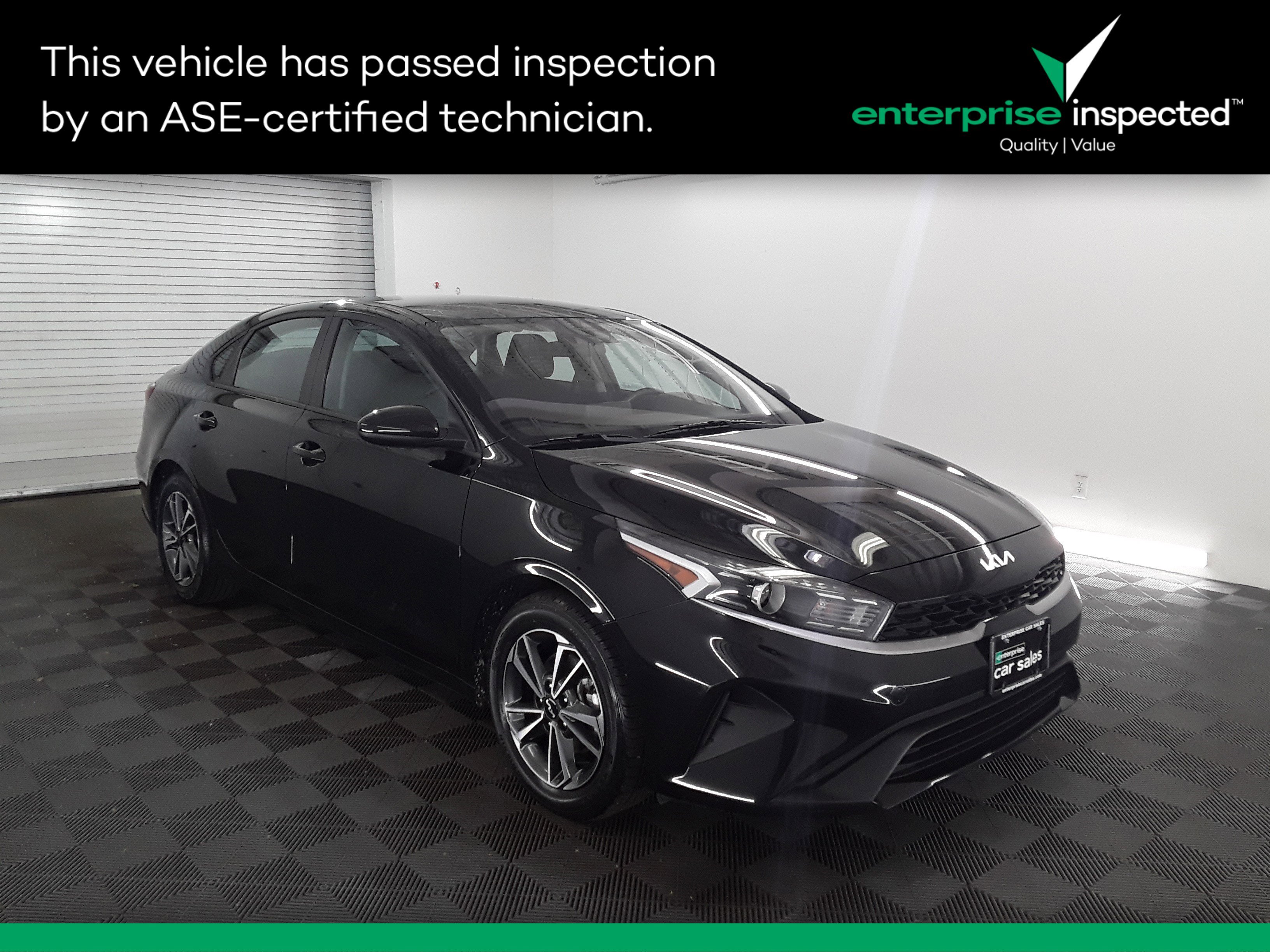 2023 Kia Forte LXS IVT