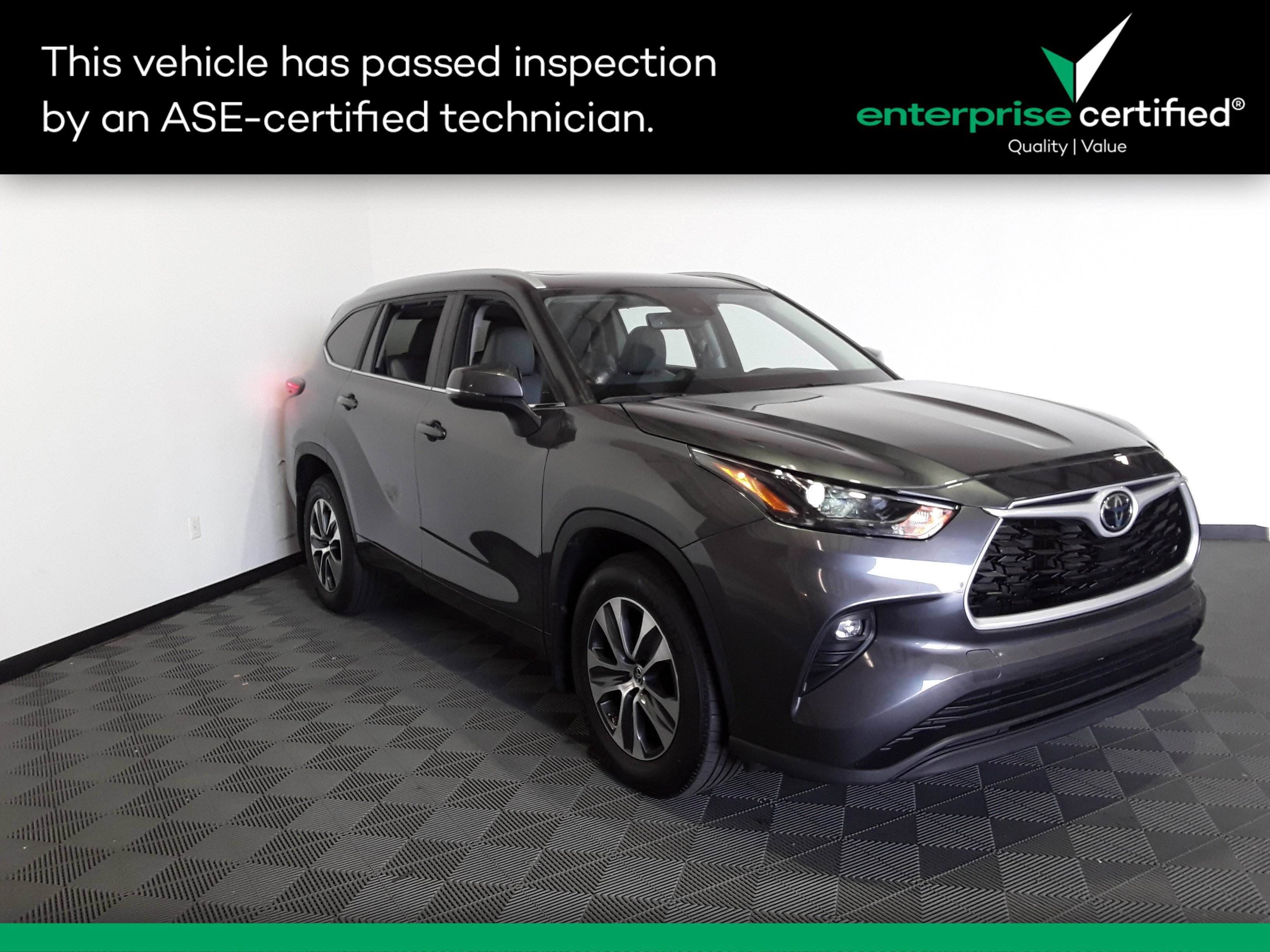2023 Toyota Highlander XLE AWD