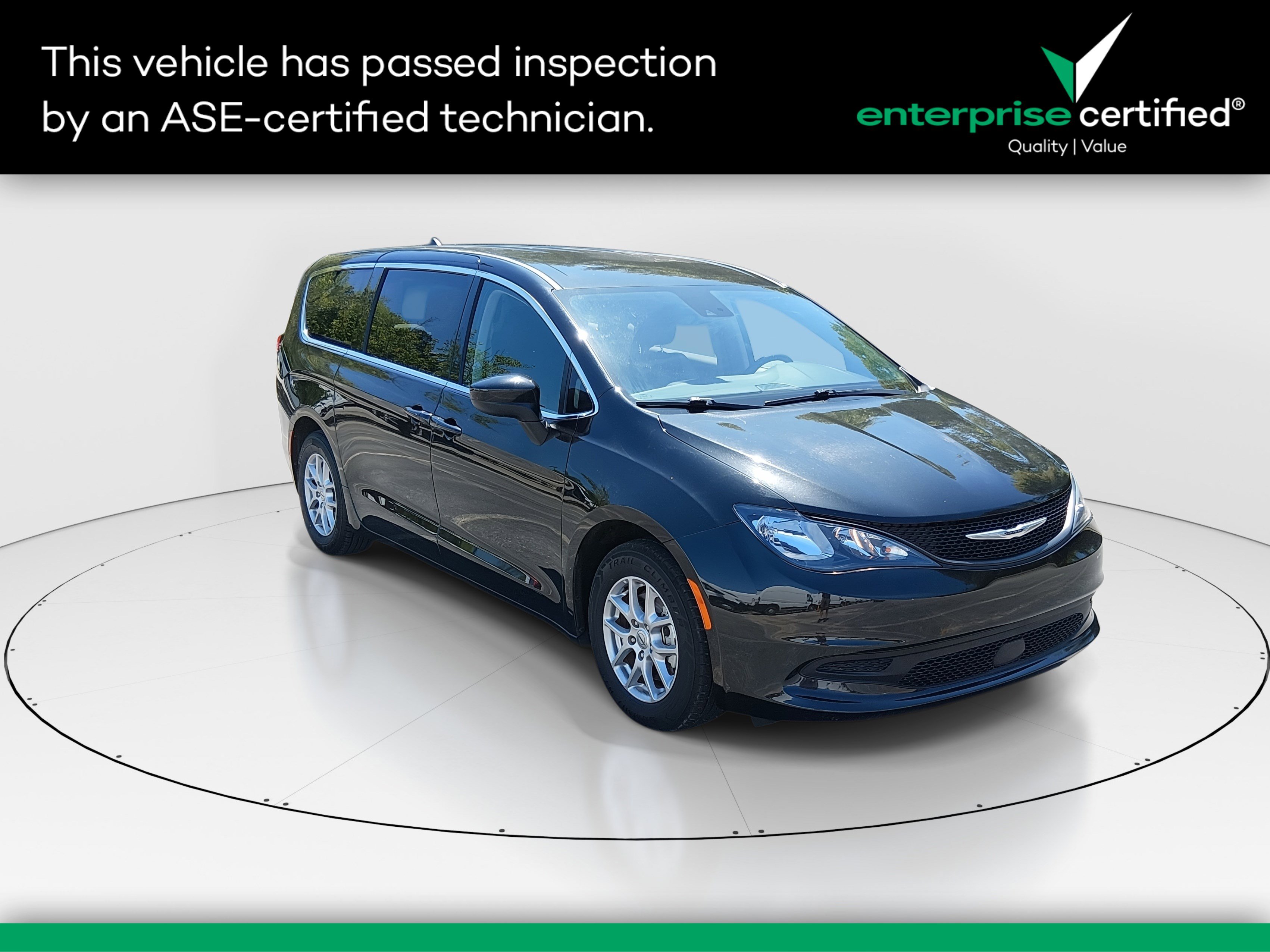 2023 Chrysler Voyager