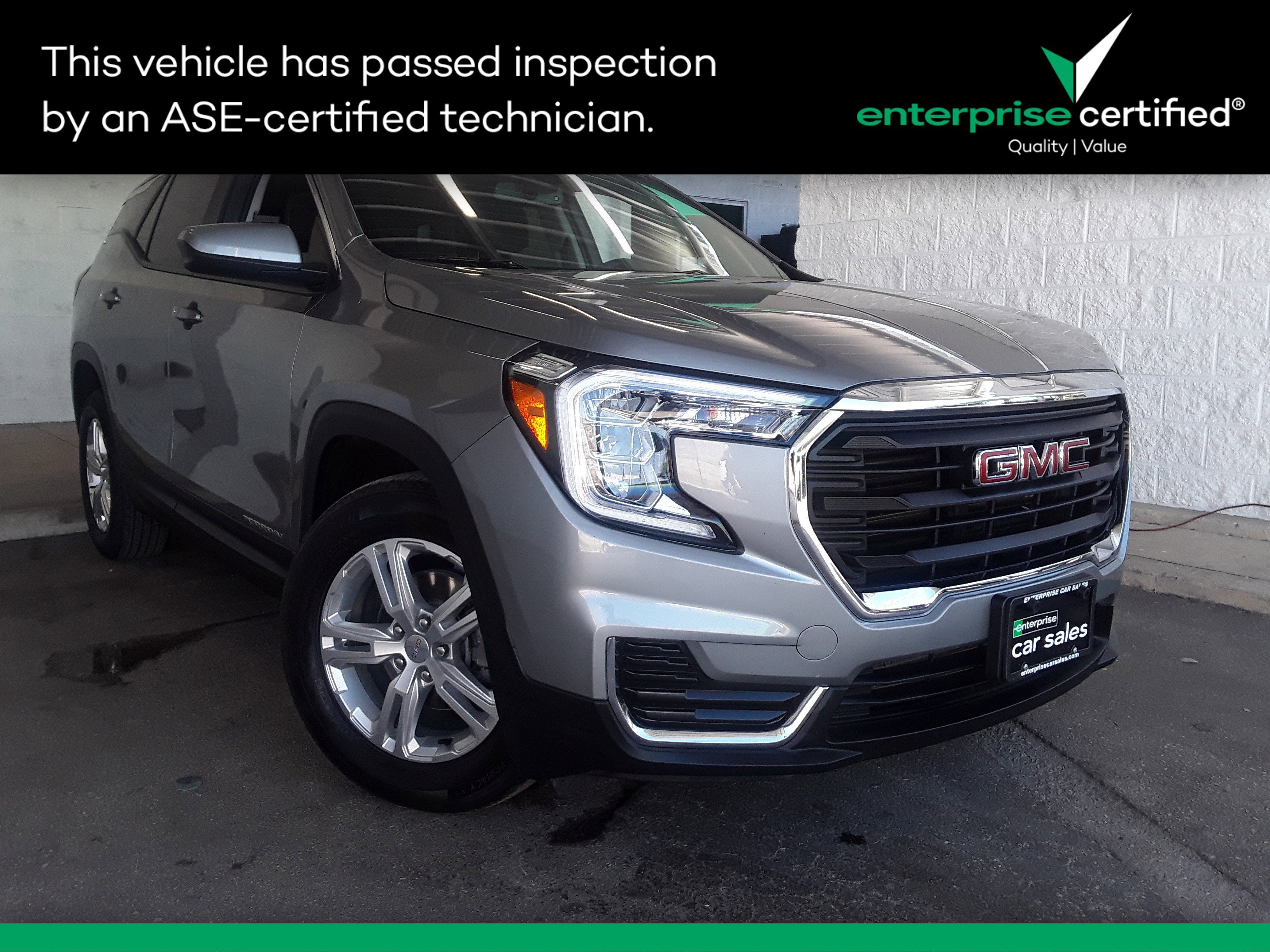 Used 2024 GMC Terrain FWD 4dr SLE