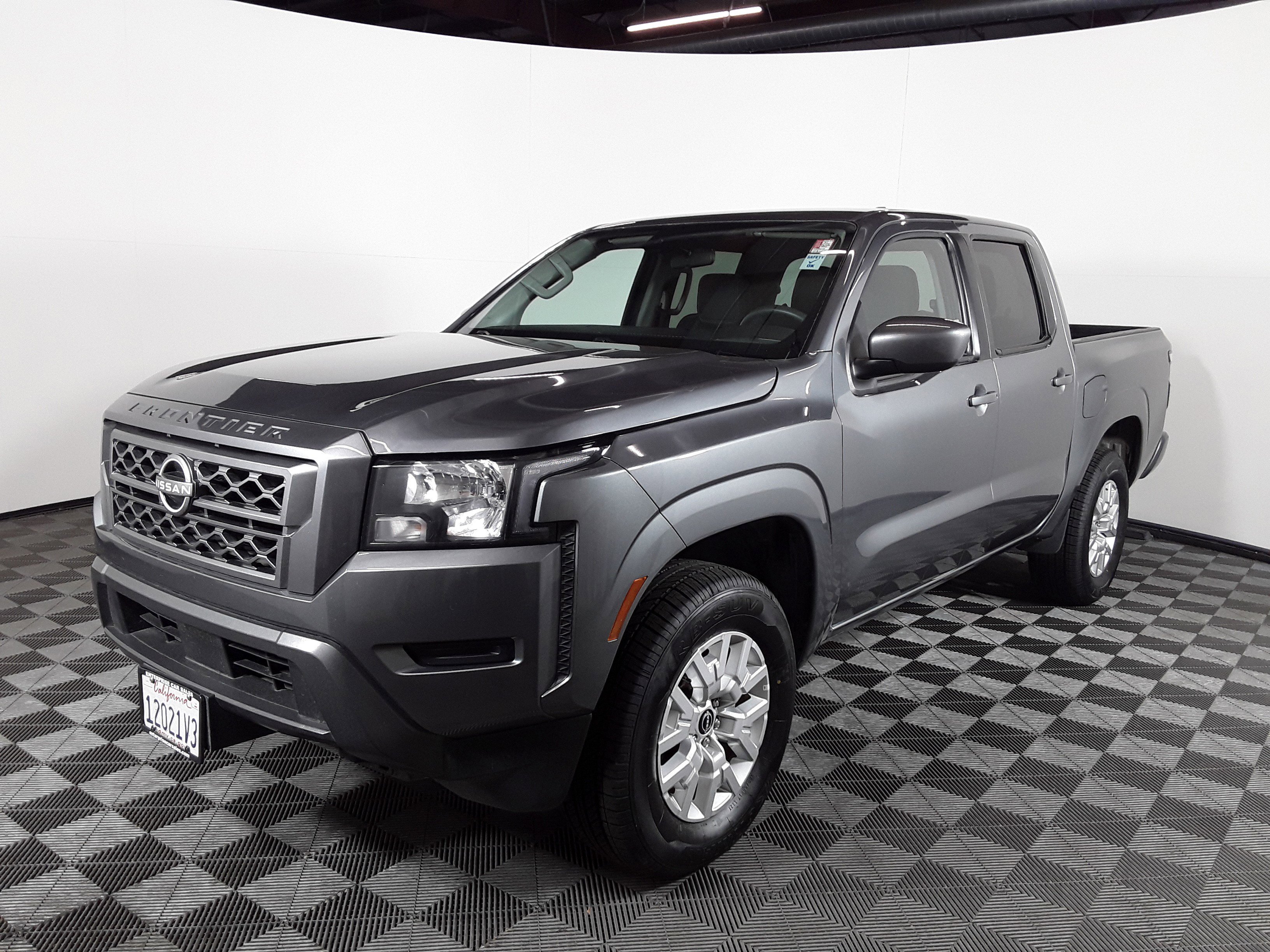 2023 Nissan Frontier Crew Cab 4x4 SV Auto