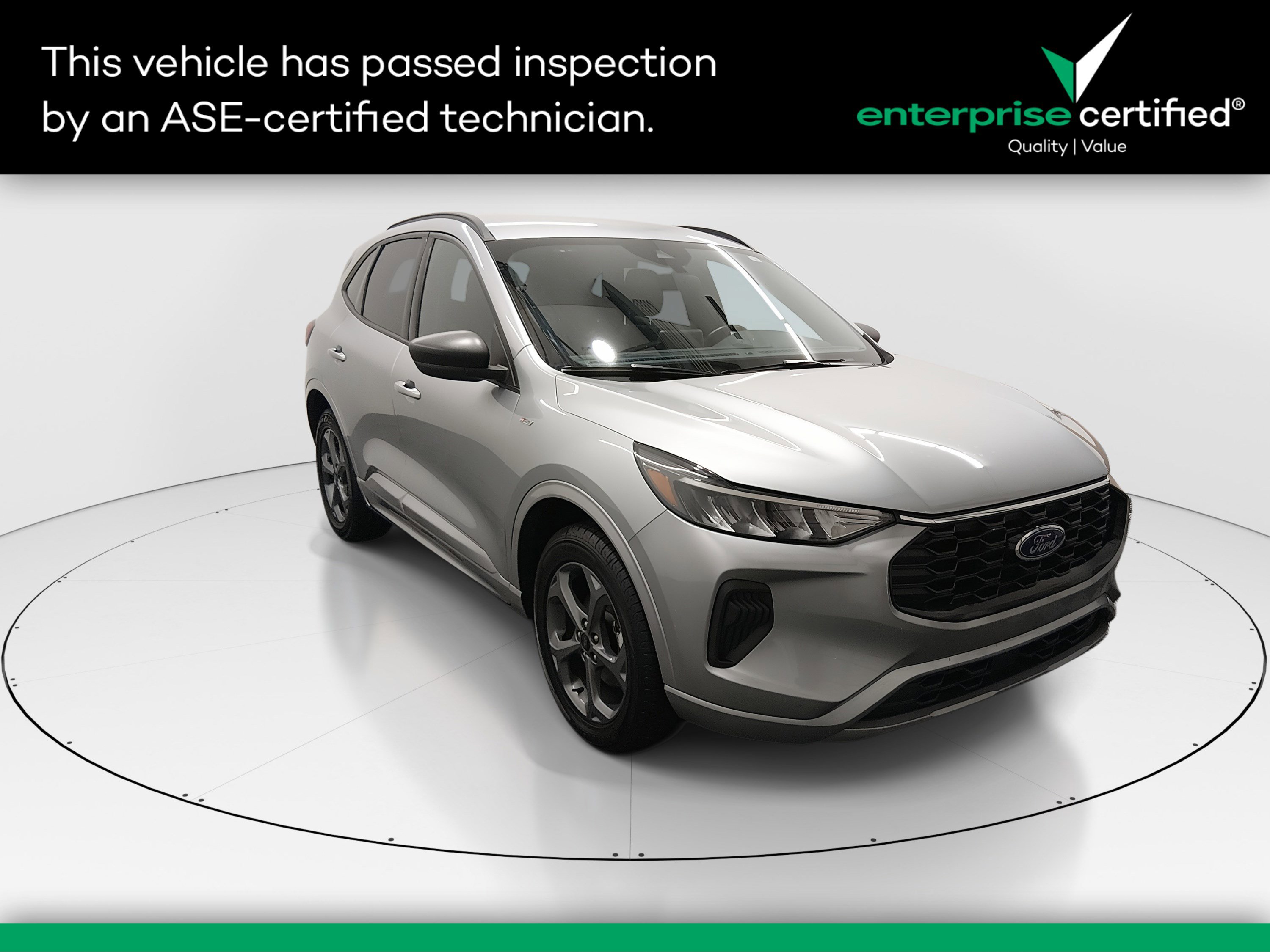 2023 Ford Escape ST-Line's photo