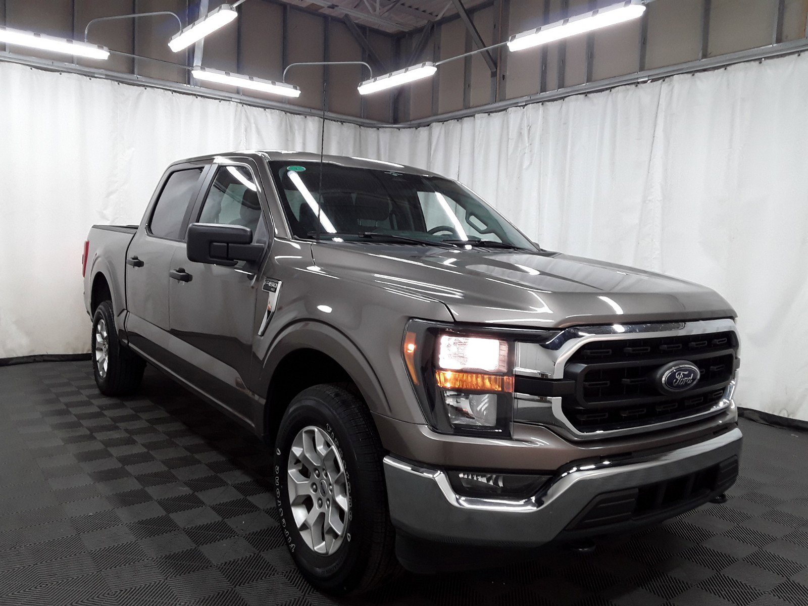 2023 Ford F-150 XLT 4WD SuperCrew 5.5' Box