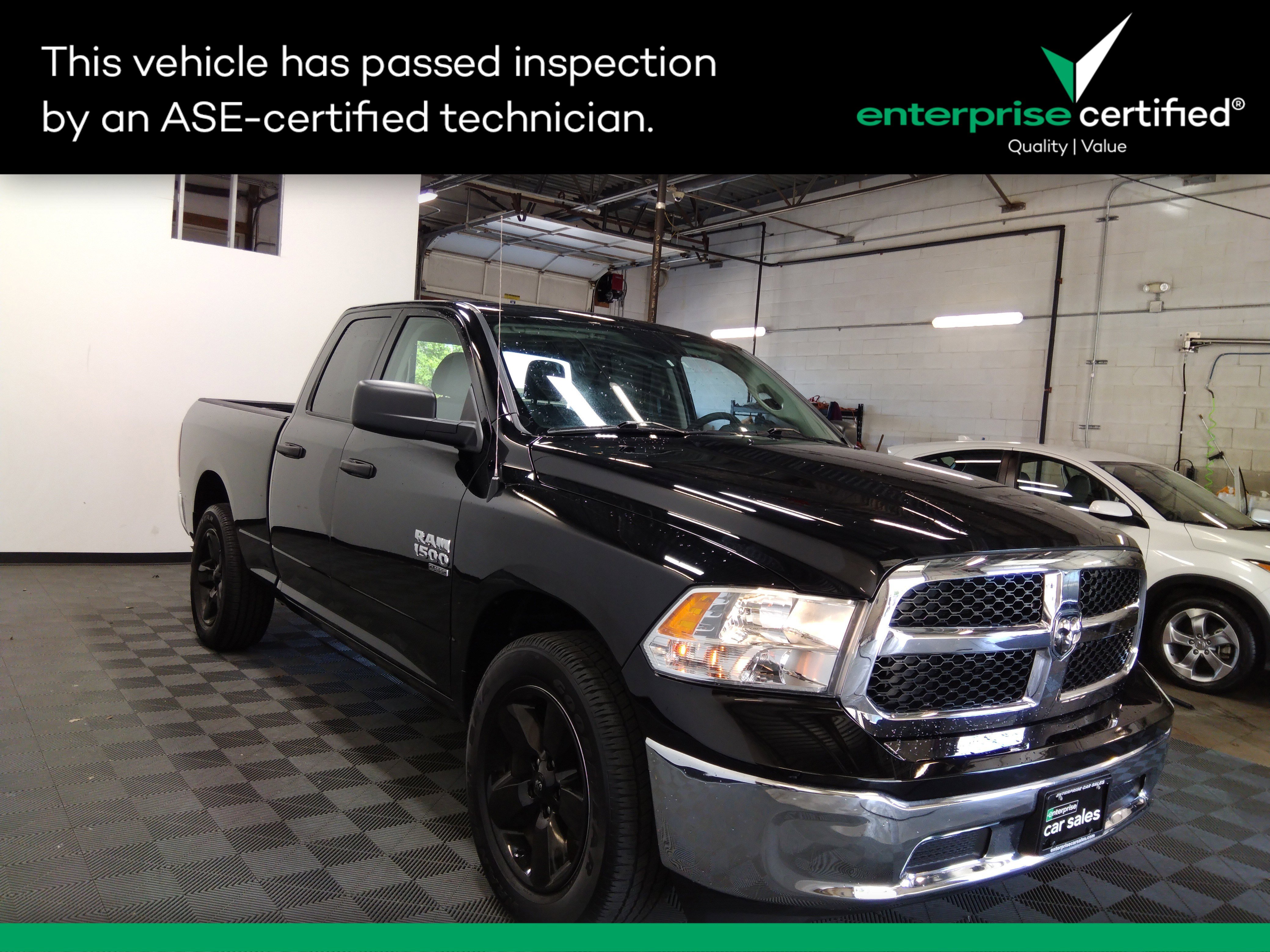 2024 Ram 1500 Classic SLT 4x4 Quad Cab 6'4