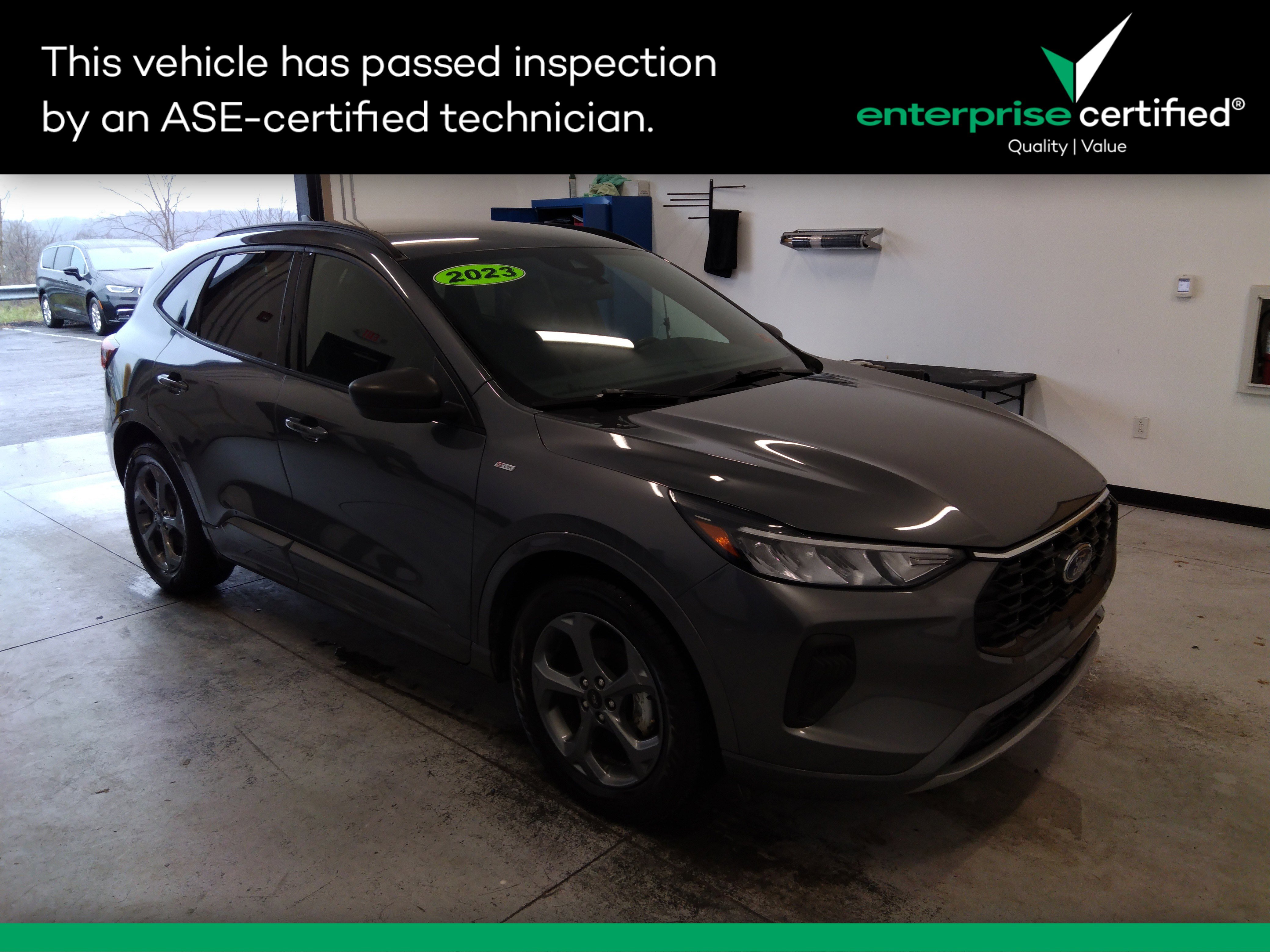 2023 Ford Escape ST-Line's photo