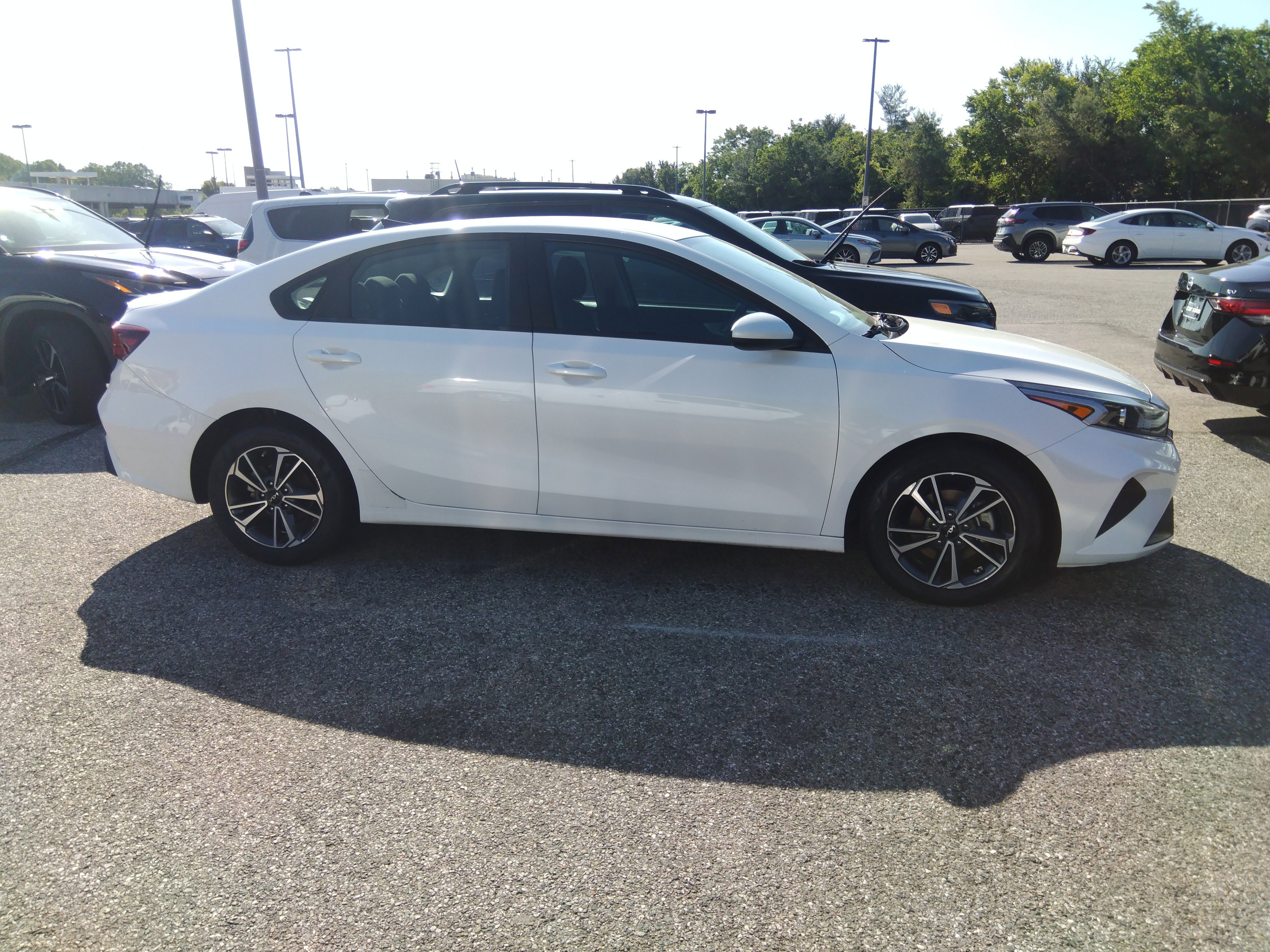 2022 Kia Forte LXS IVT