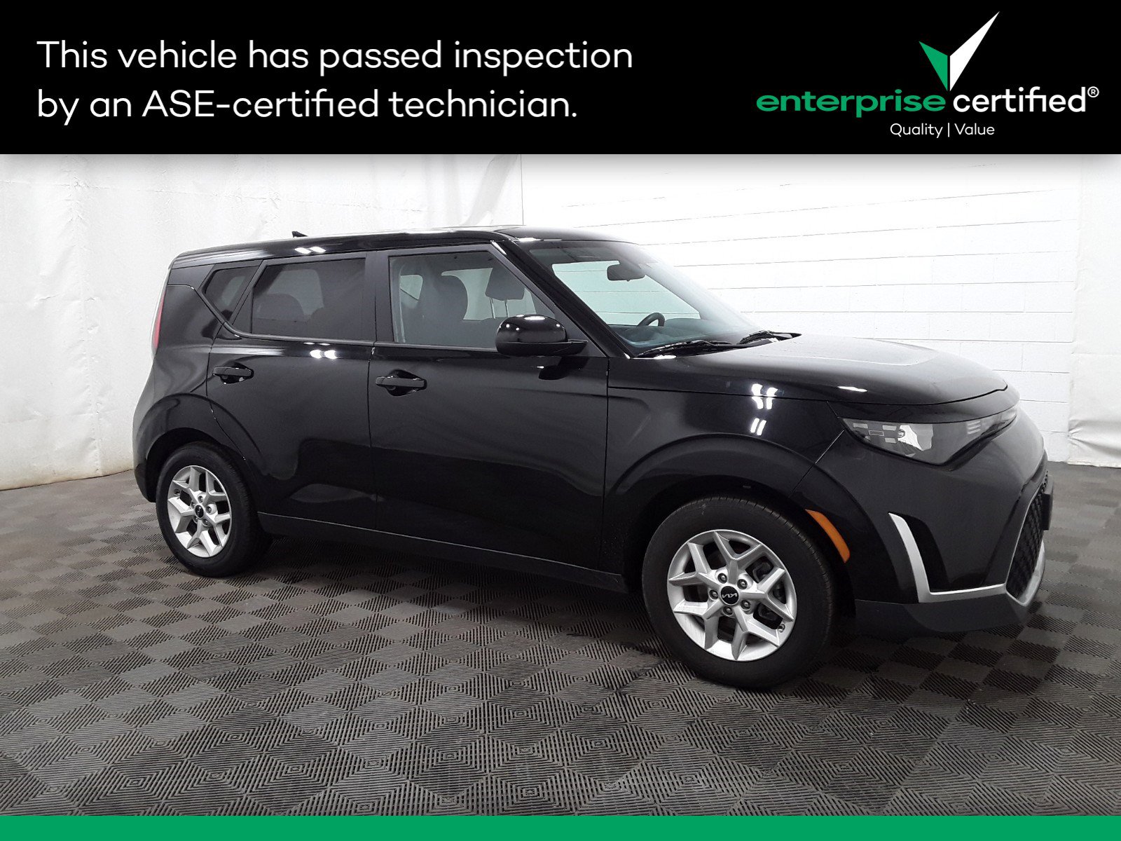 Used 2024 Kia Soul LX IVT