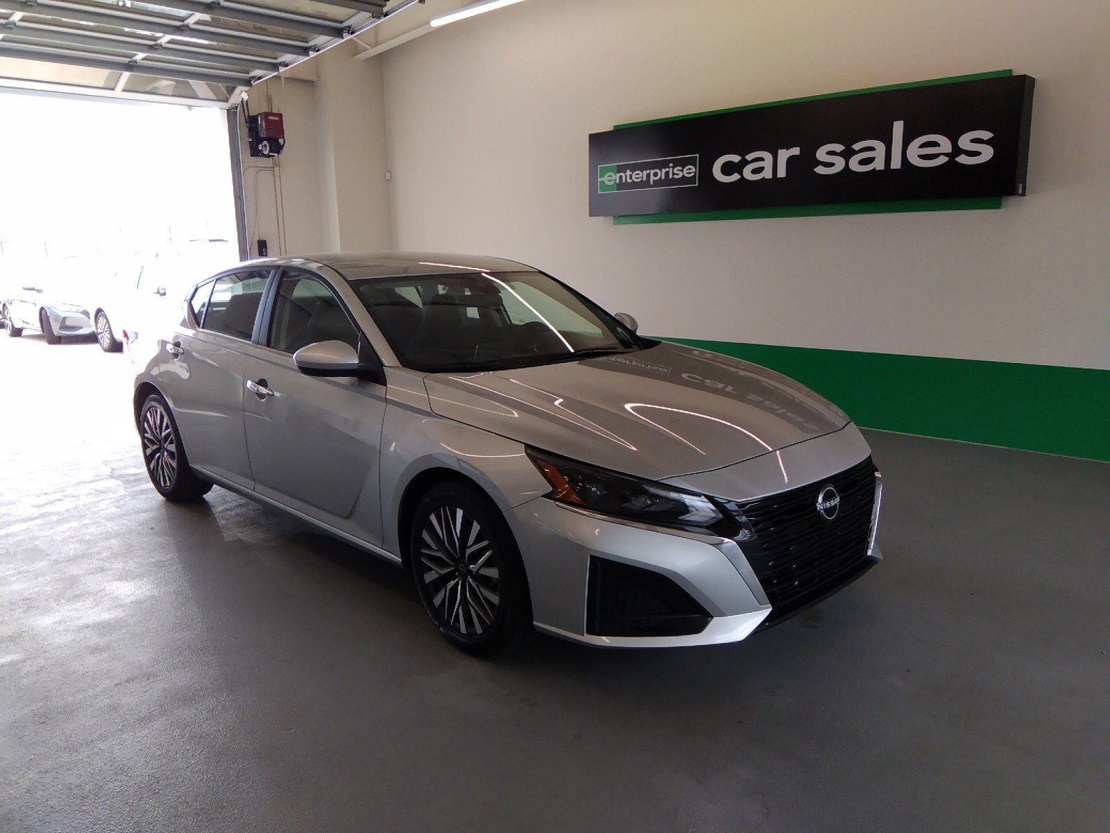 2023 Nissan Altima 2.5 SV Sedan