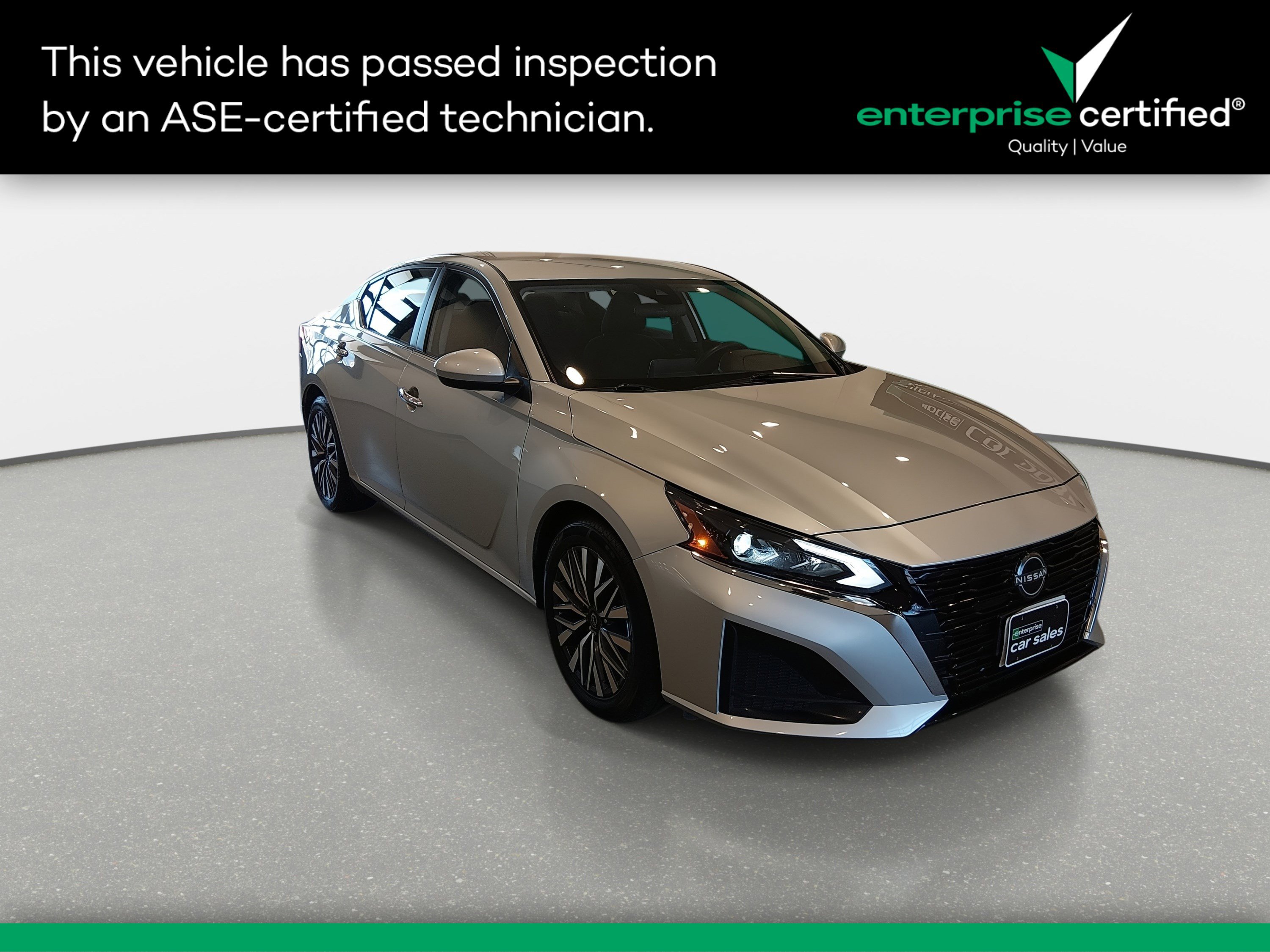 Used 2023 Nissan Altima SV