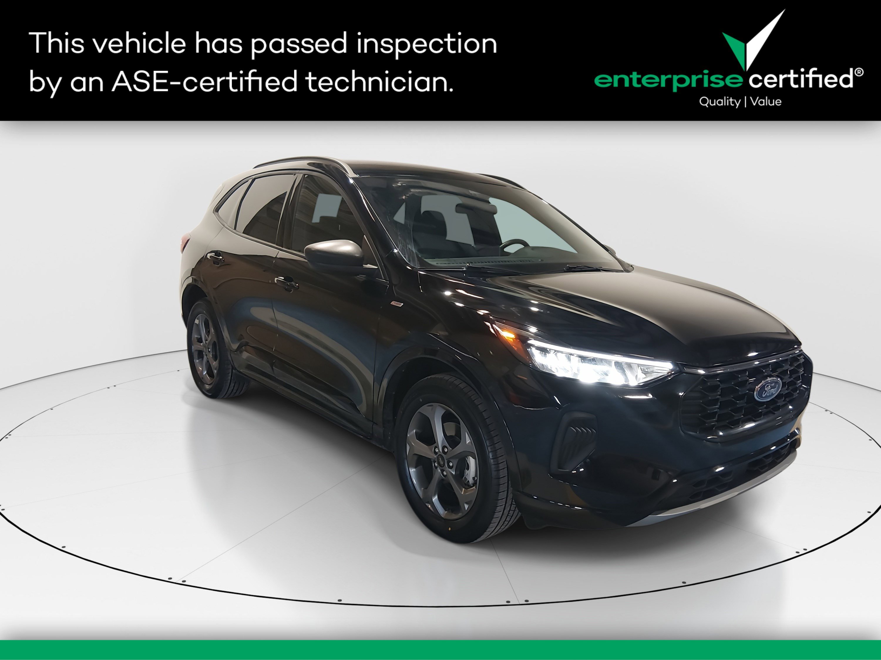 2023 Ford Escape ST-Line's photo