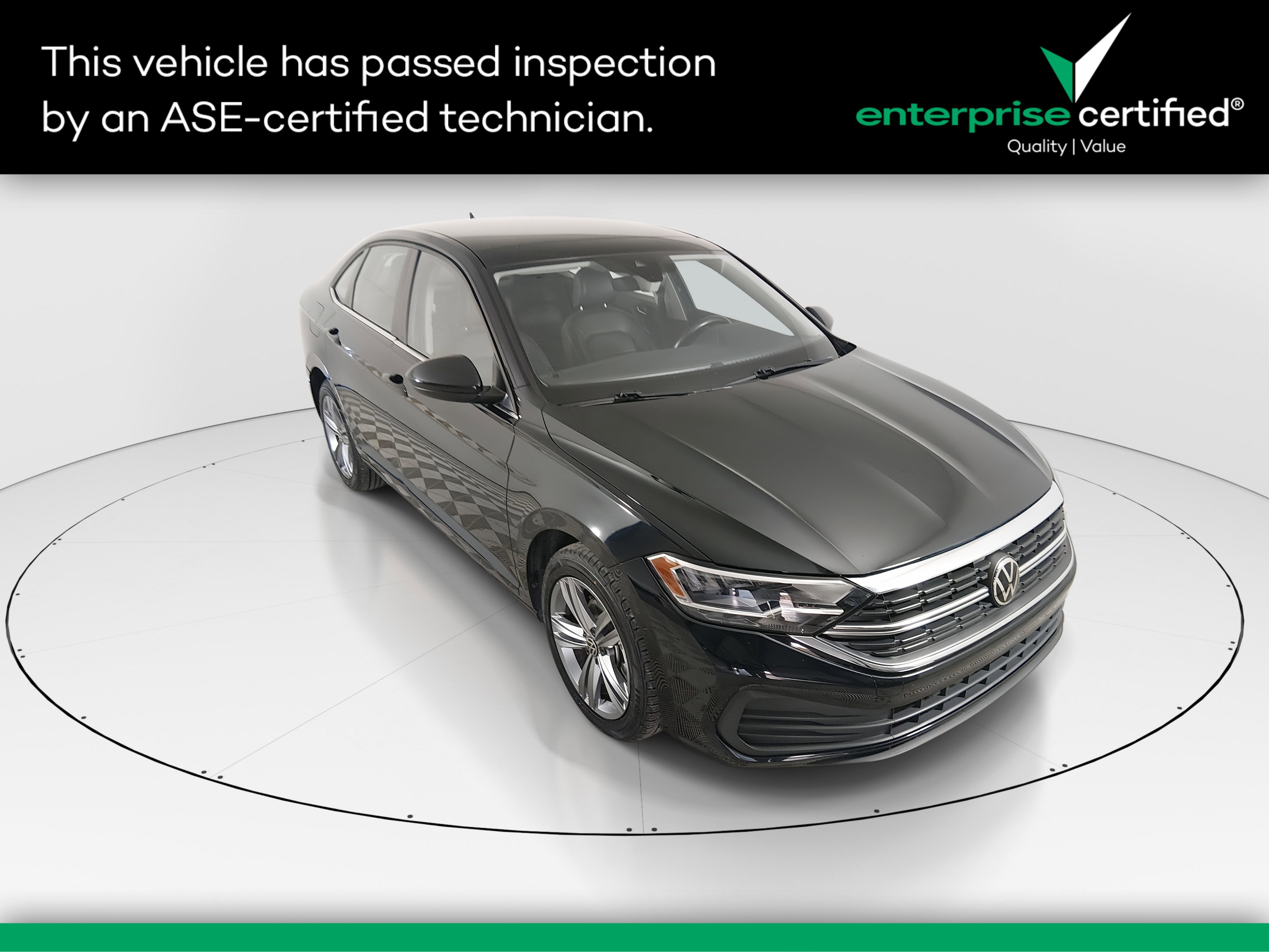 Used 2024 Volkswagen Jetta SE Auto