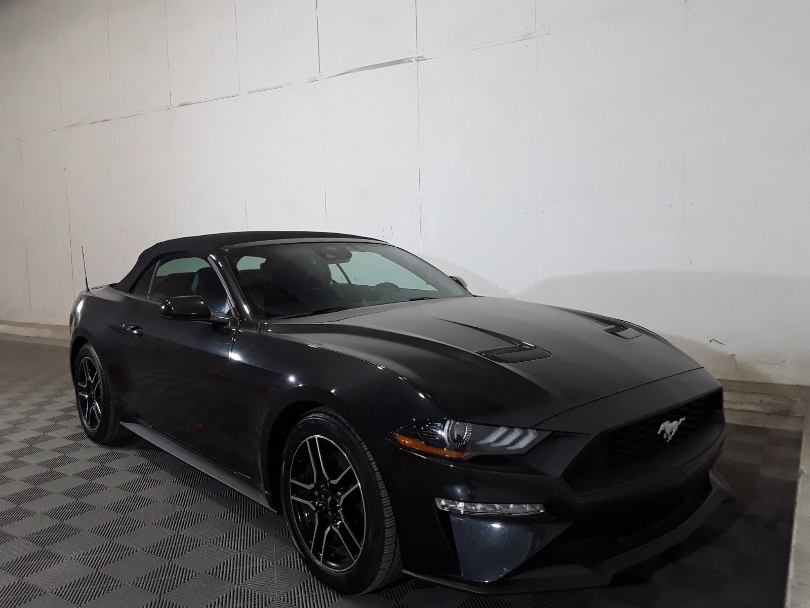 2022 Ford Mustang EcoBoost Premium Convertible