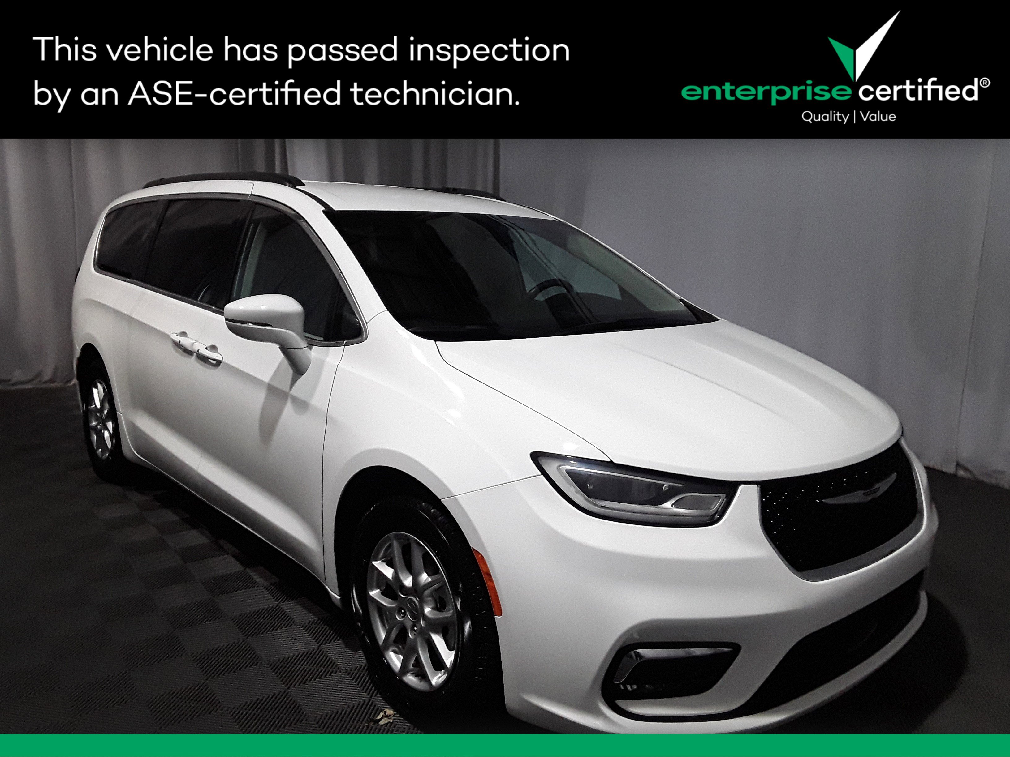 Used 2022 Chrysler Pacifica Touring L FWD