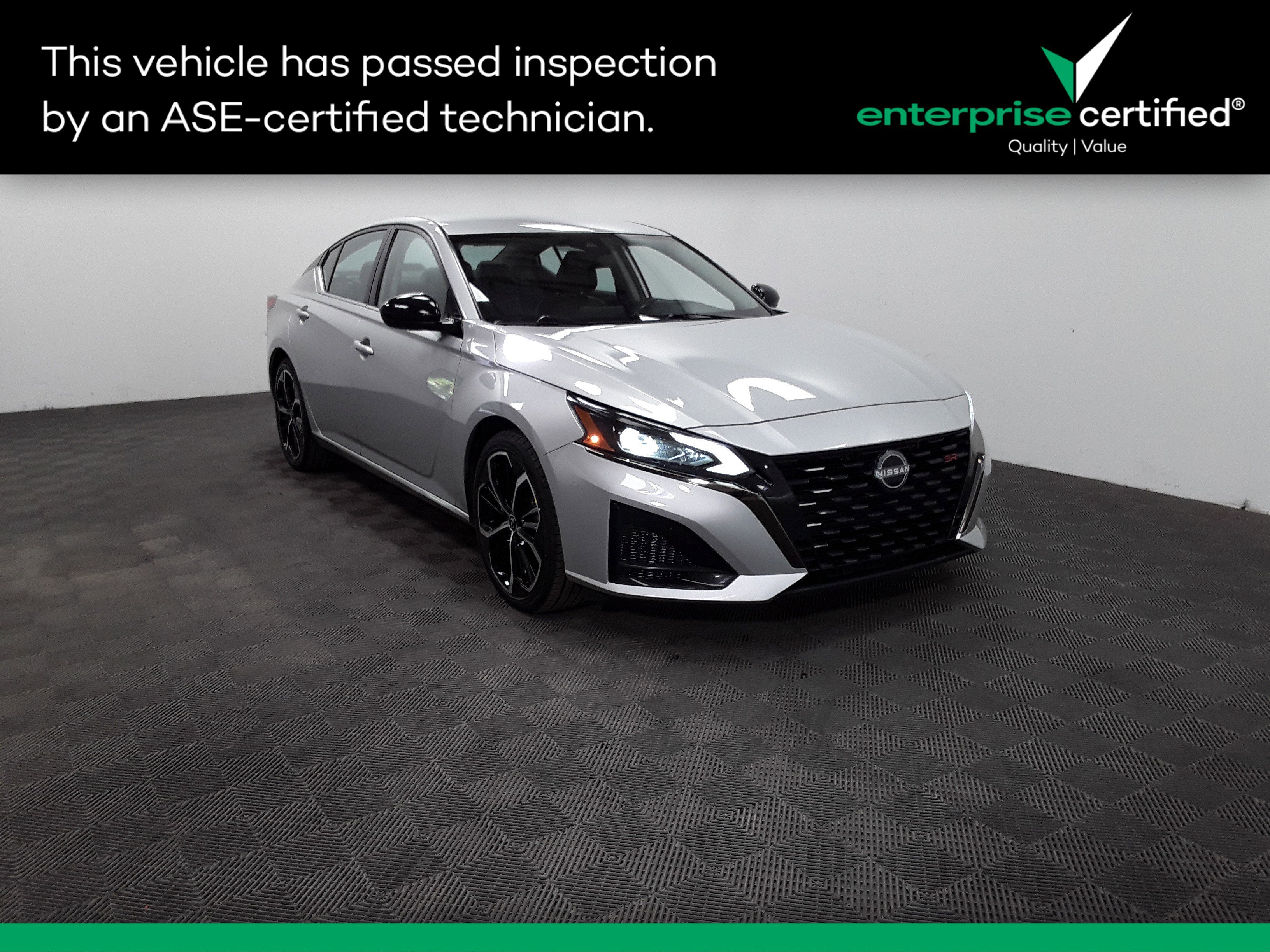 2024 Nissan Altima SR