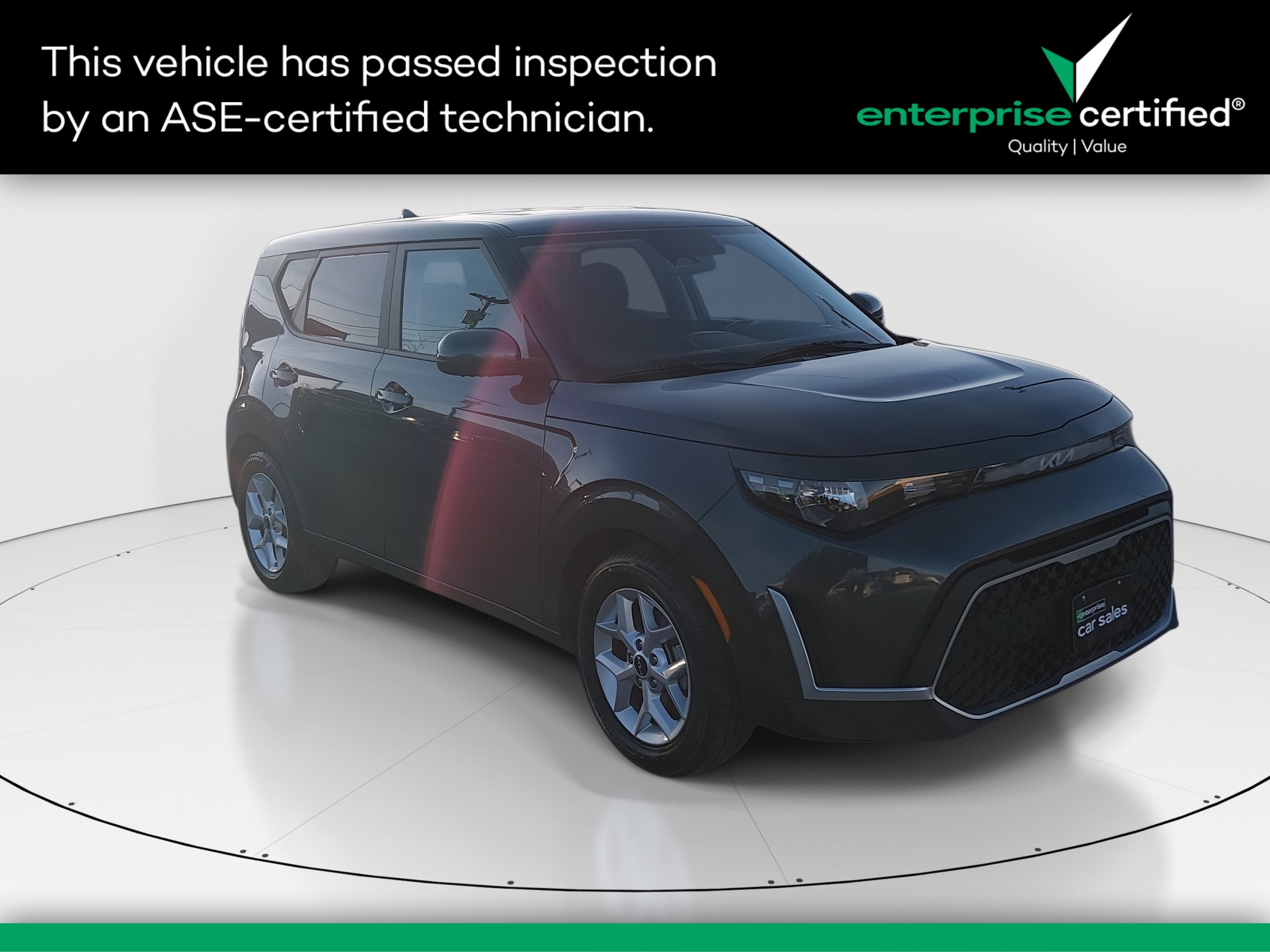 2023 Kia Soul LX's photo