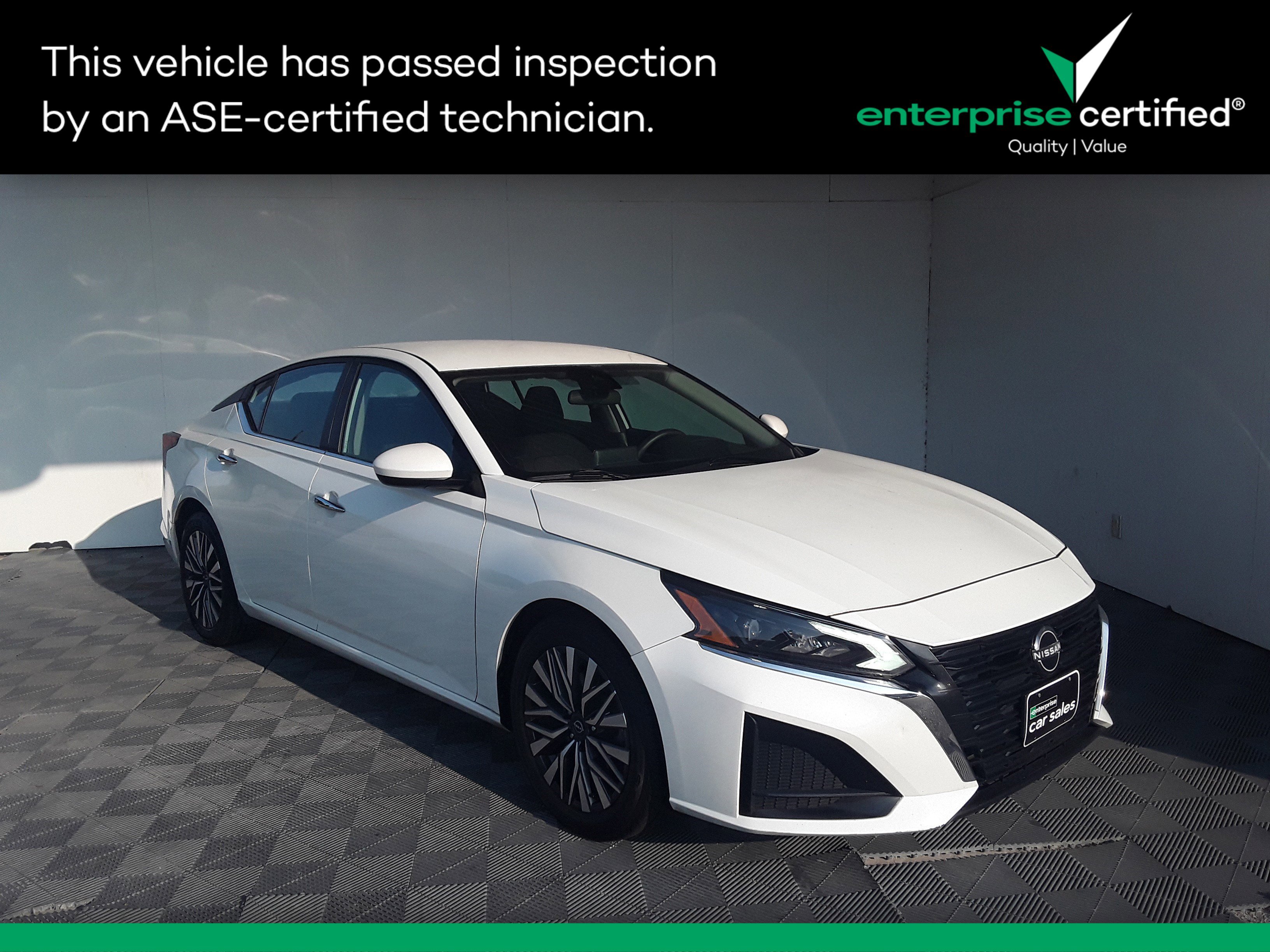 Used 2023 Nissan Altima 2.5 SV Sedan