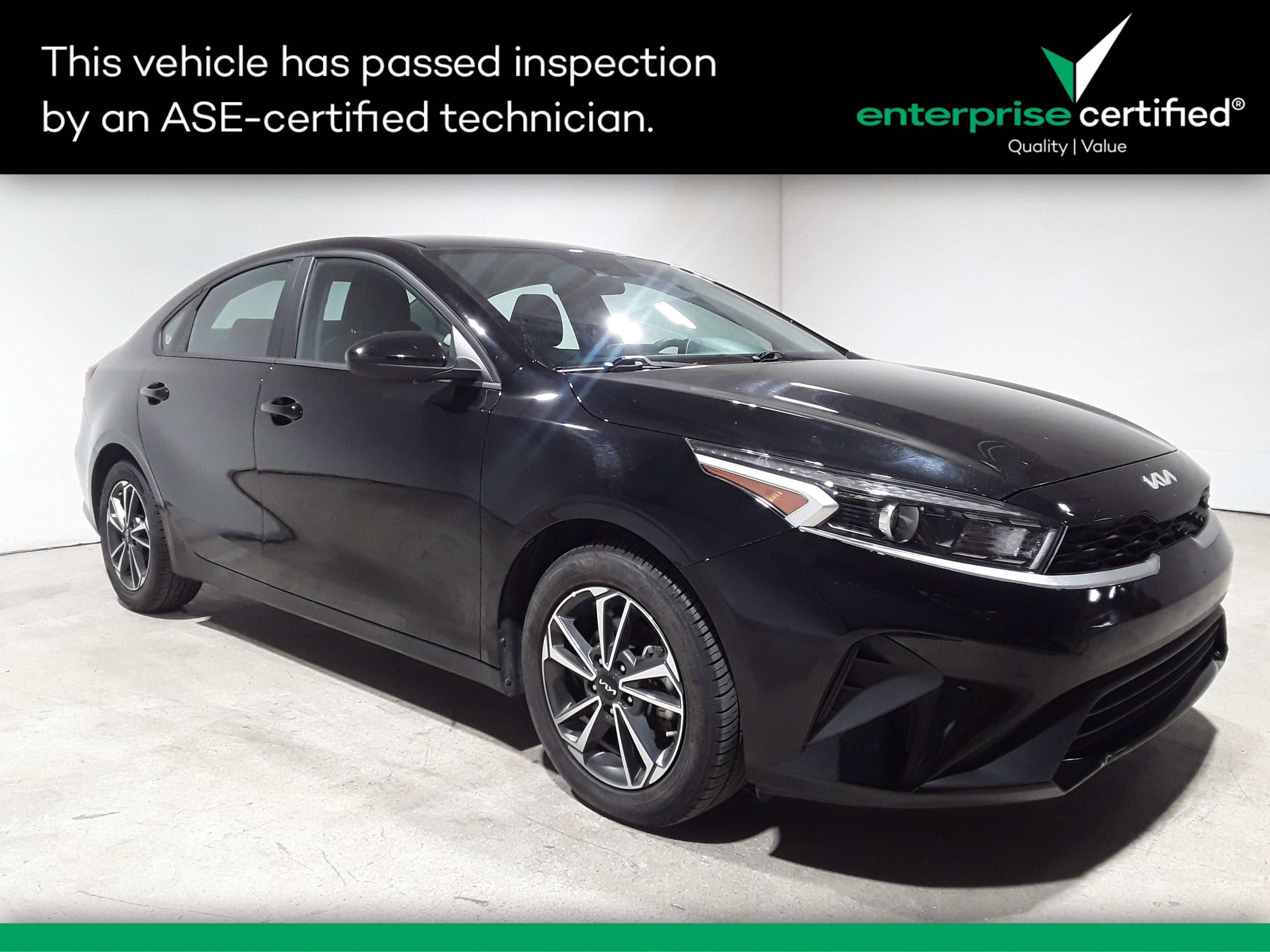 Used 2023 Kia Forte LXS IVT