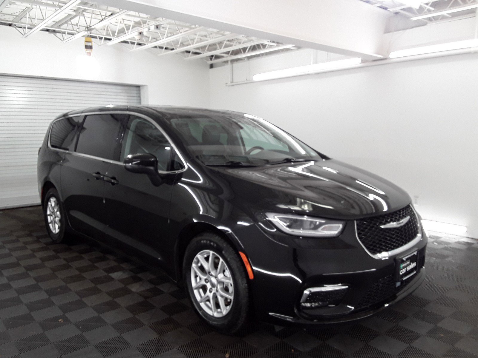 2023 Chrysler Pacifica Touring L FWD