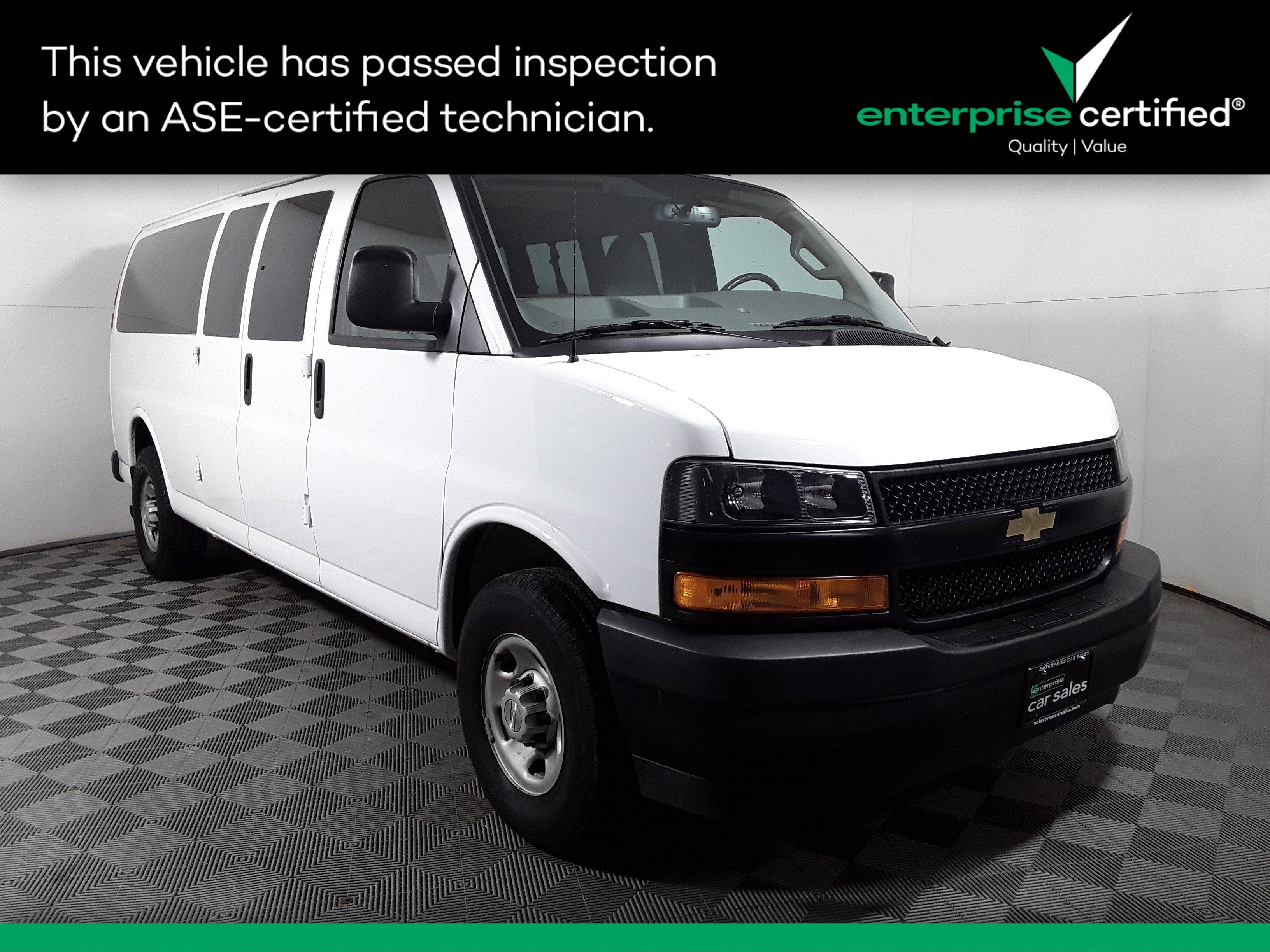2023 Chevrolet Express Passenger RWD 3500 155